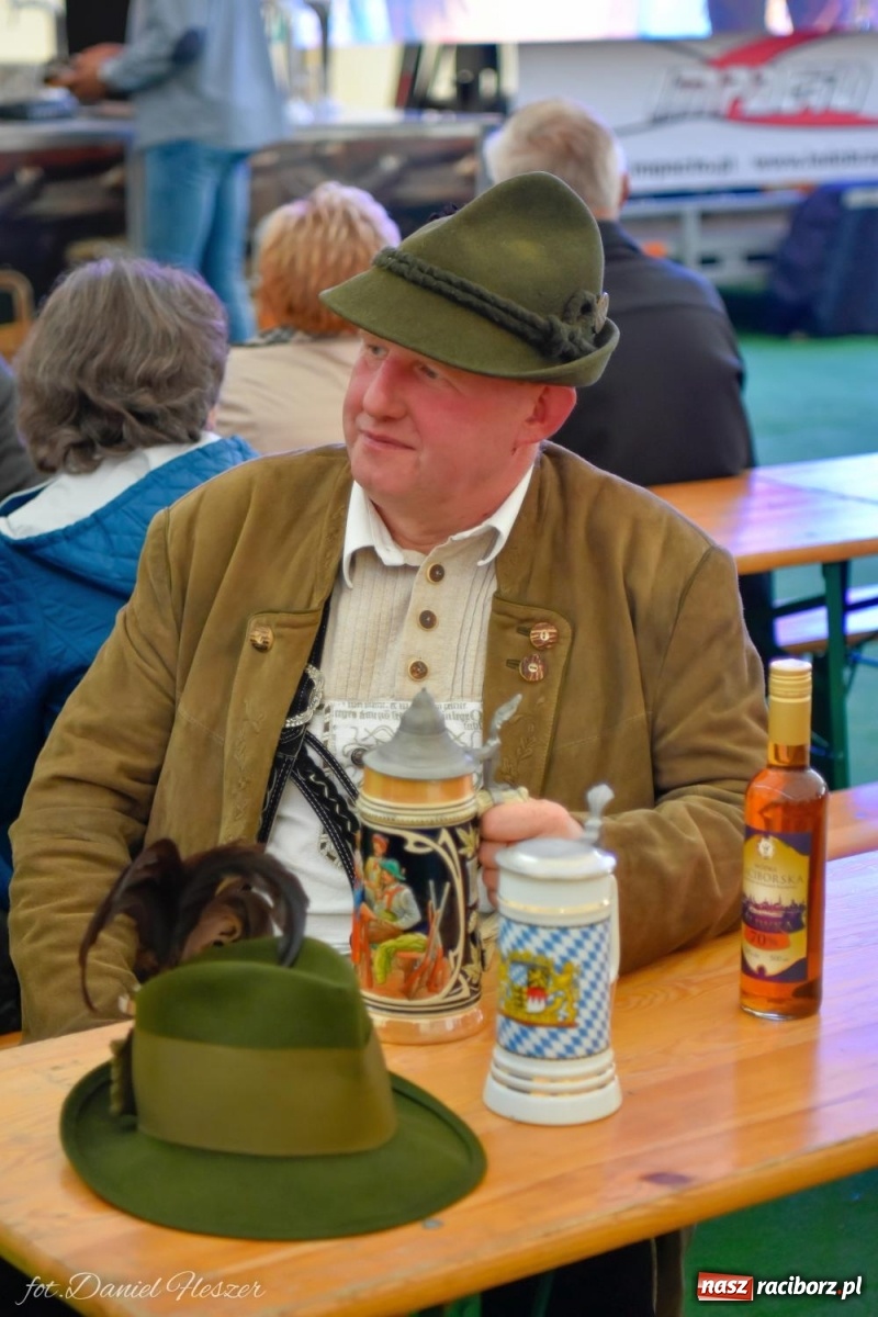 Zdjęcie w galerii na portalu naszraciborz.pl: Piwosze świętują. W Monachium i... w Szymocicach wiadomości z regionu