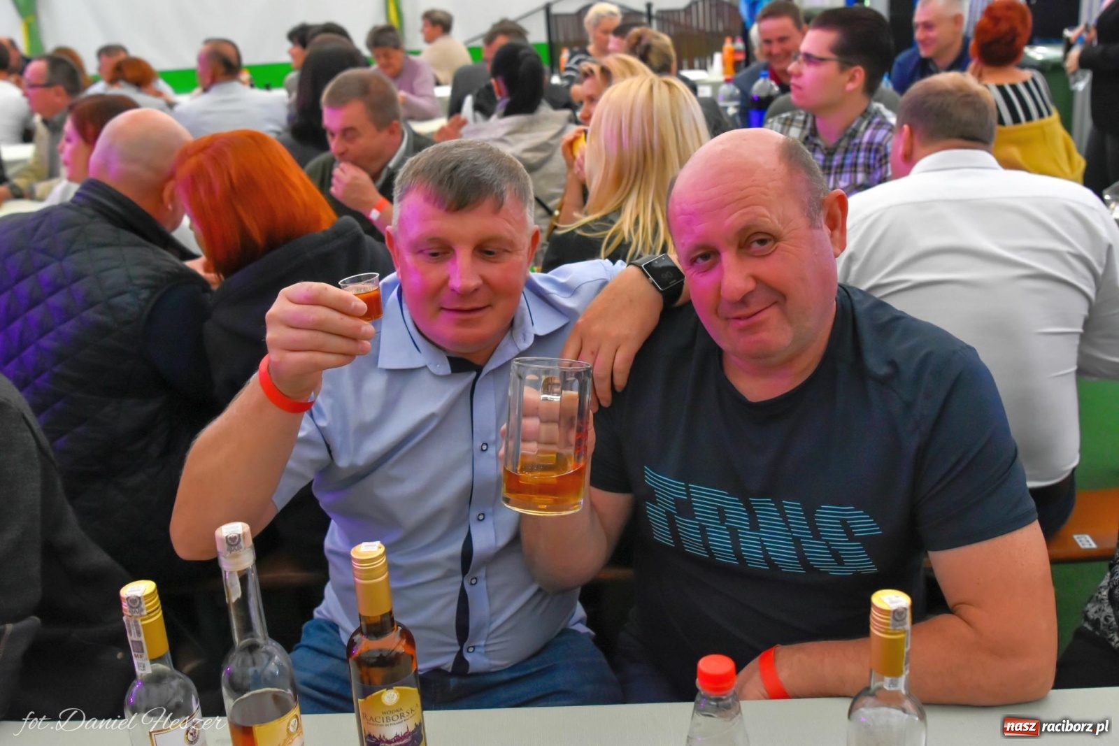 Zdjęcie w galerii na portalu naszraciborz.pl: Piwosze świętują. W Monachium i... w Szymocicach wiadomości z regionu