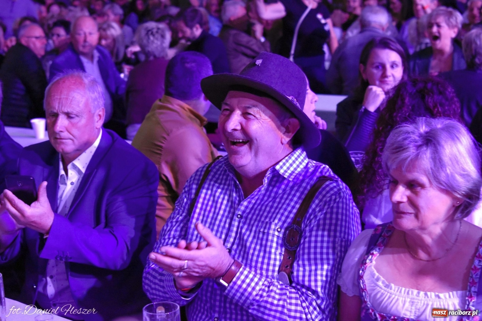 Zdjęcie w galerii na portalu naszraciborz.pl: Piwosze świętują. W Monachium i... w Szymocicach wiadomości z regionu