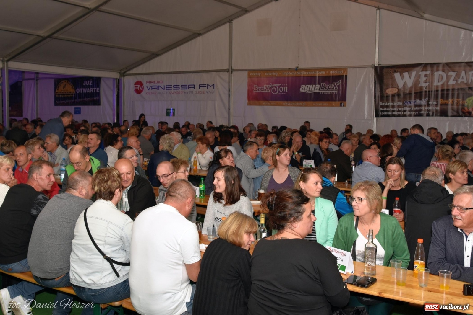 Zdjęcie w galerii na portalu naszraciborz.pl: Piwosze świętują. W Monachium i... w Szymocicach wiadomości z regionu