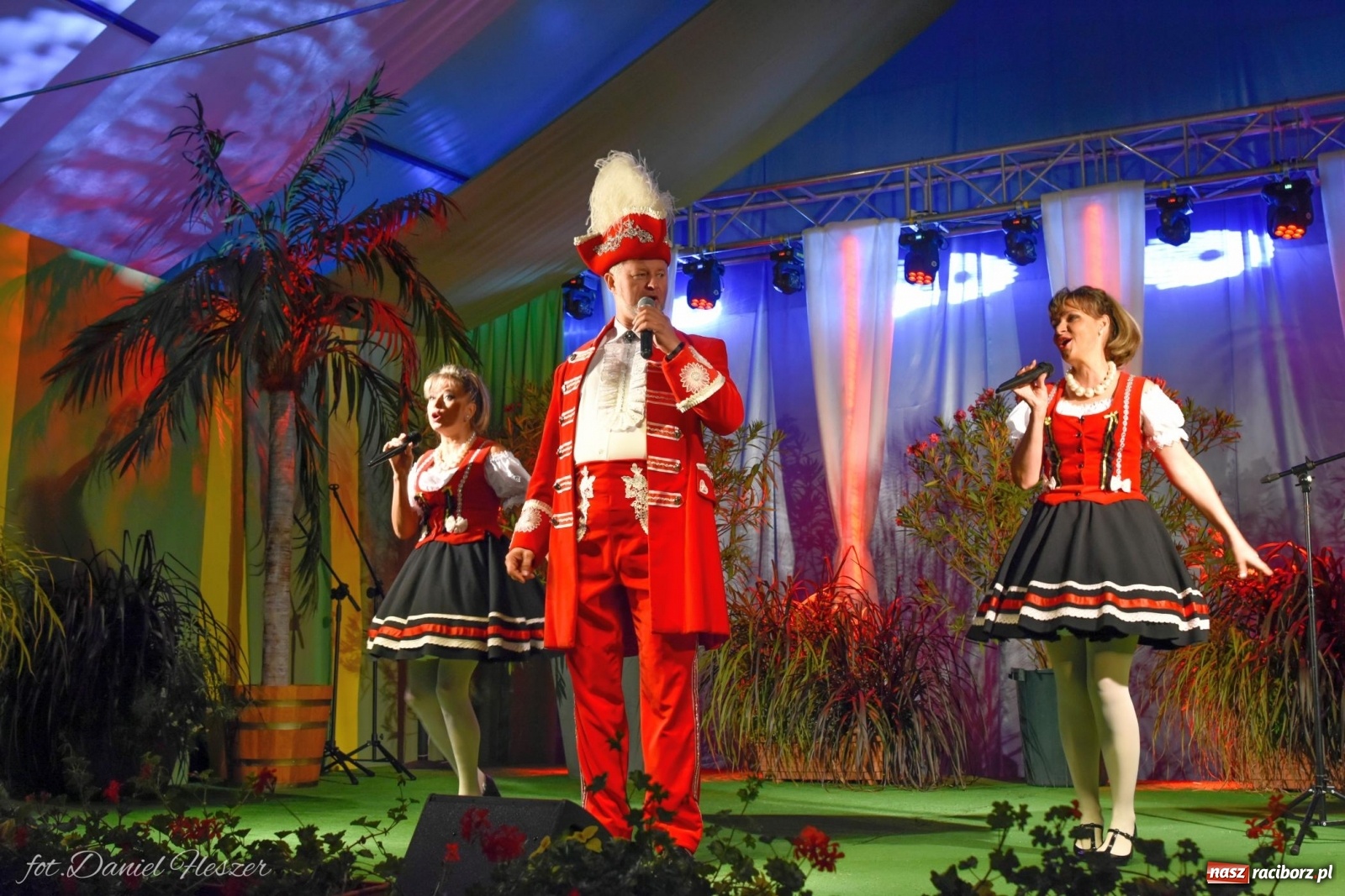 Zdjęcie w galerii na portalu naszraciborz.pl: Piwosze świętują. W Monachium i... w Szymocicach wiadomości z regionu