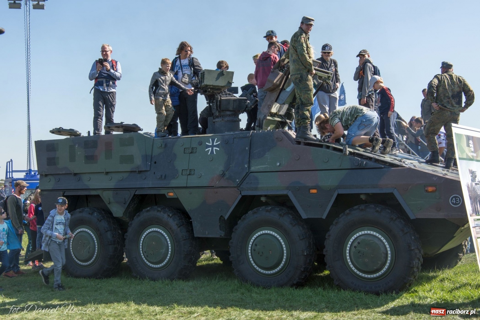 Zdjęcie w galerii na portalu naszraciborz.pl: Operacja Overlord. Trwają Dni NATO w Ostrawie [FOTO]  wiadomości z regionu