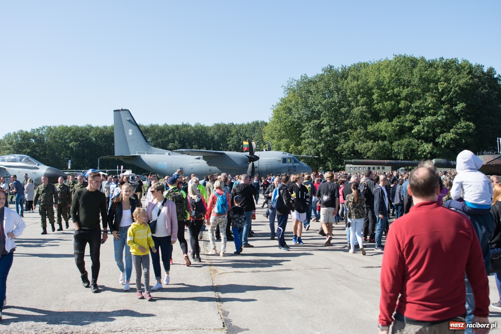 Zdjęcie w galerii na portalu naszraciborz.pl: Operacja Overlord. Trwają Dni NATO w Ostrawie [FOTO]  wiadomości z regionu