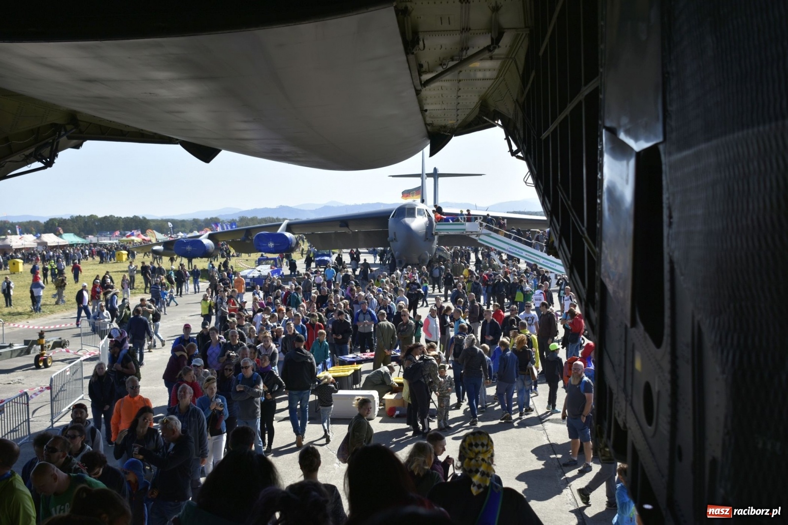 Zdjęcie w galerii na portalu naszraciborz.pl: Operacja Overlord. Trwają Dni NATO w Ostrawie [FOTO]  wiadomości z regionu