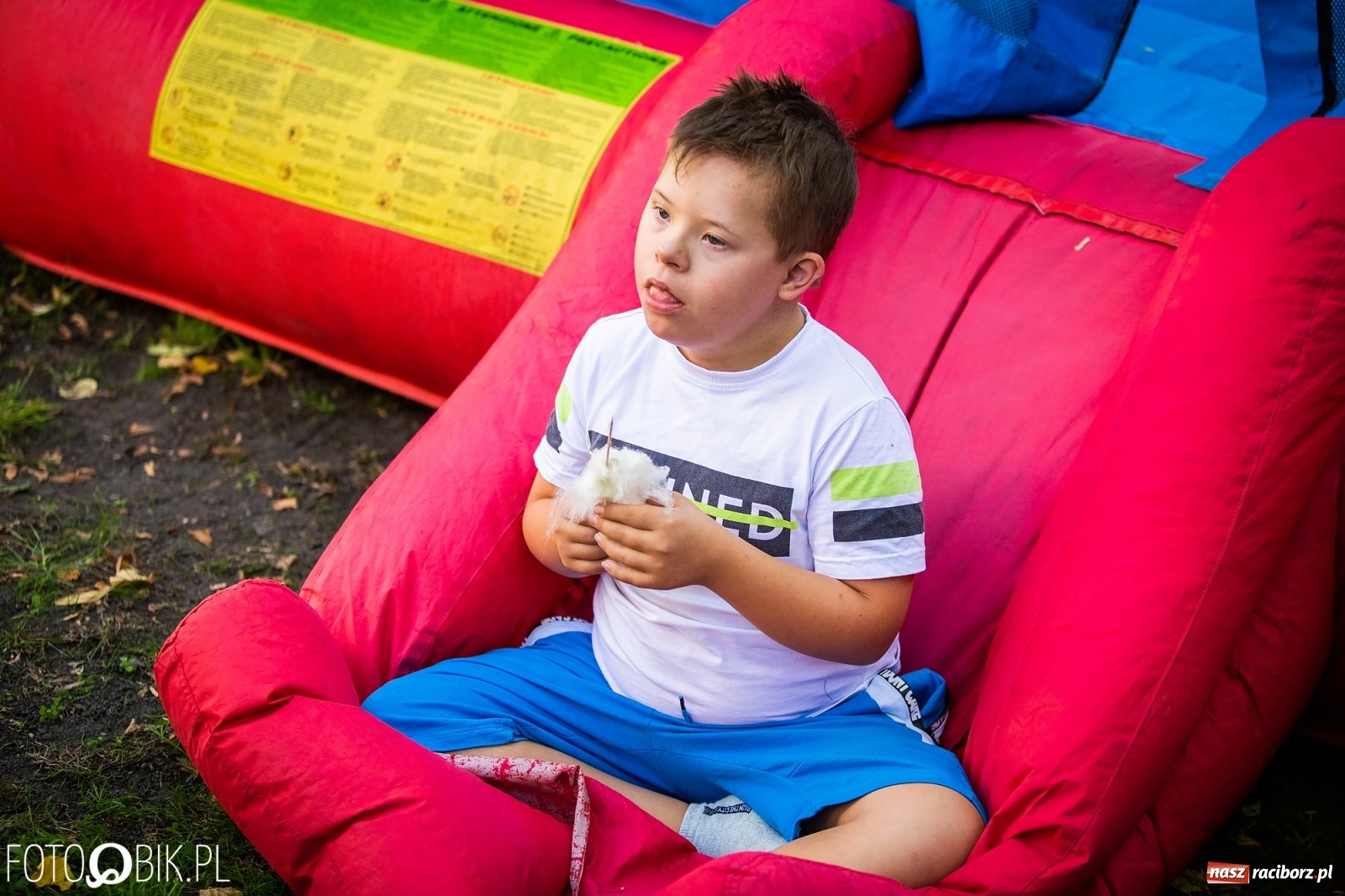 Zdjęcie w galerii na portalu naszraciborz.pl: Piknik Rodzinny Stowarzyszenia Spektrum wiadomości z regionu