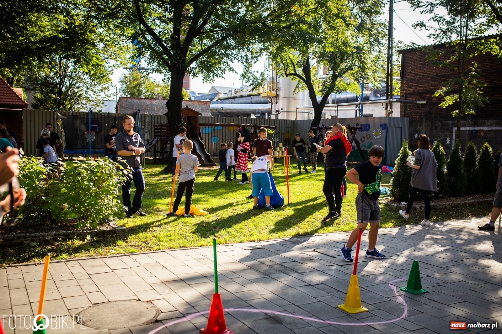 Zdjęcie w galerii na portalu naszraciborz.pl: Piknik Rodzinny Stowarzyszenia Spektrum wiadomości z regionu