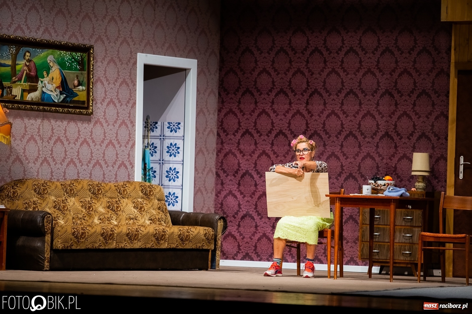 Zdjęcie w galerii na portalu naszraciborz.pl: Spektakl Berek 2, czyli Upiór w Moherze w RCK wiadomości z regionu