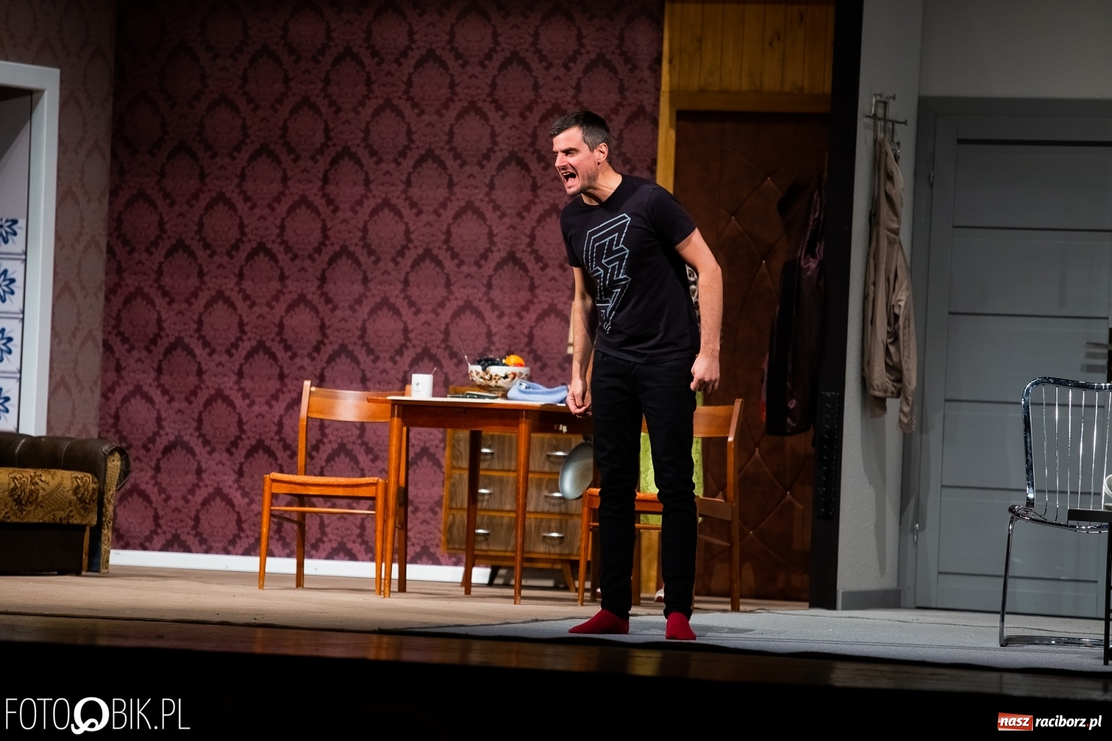 Zdjęcie w galerii na portalu naszraciborz.pl: Spektakl Berek 2, czyli Upiór w Moherze w RCK wiadomości z regionu