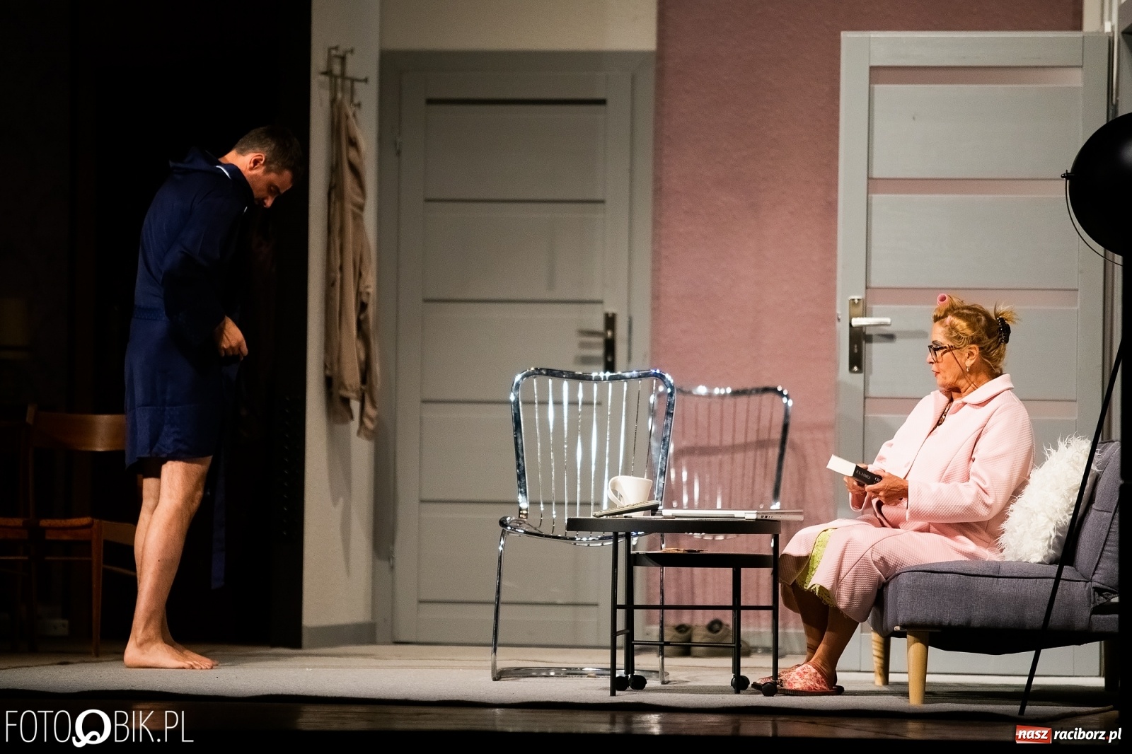 Zdjęcie w galerii na portalu naszraciborz.pl: Spektakl Berek 2, czyli Upiór w Moherze w RCK wiadomości z regionu