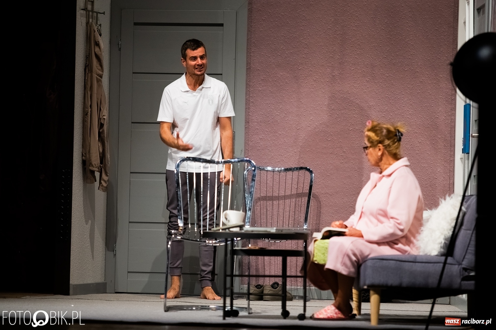 Zdjęcie w galerii na portalu naszraciborz.pl: Spektakl Berek 2, czyli Upiór w Moherze w RCK wiadomości z regionu