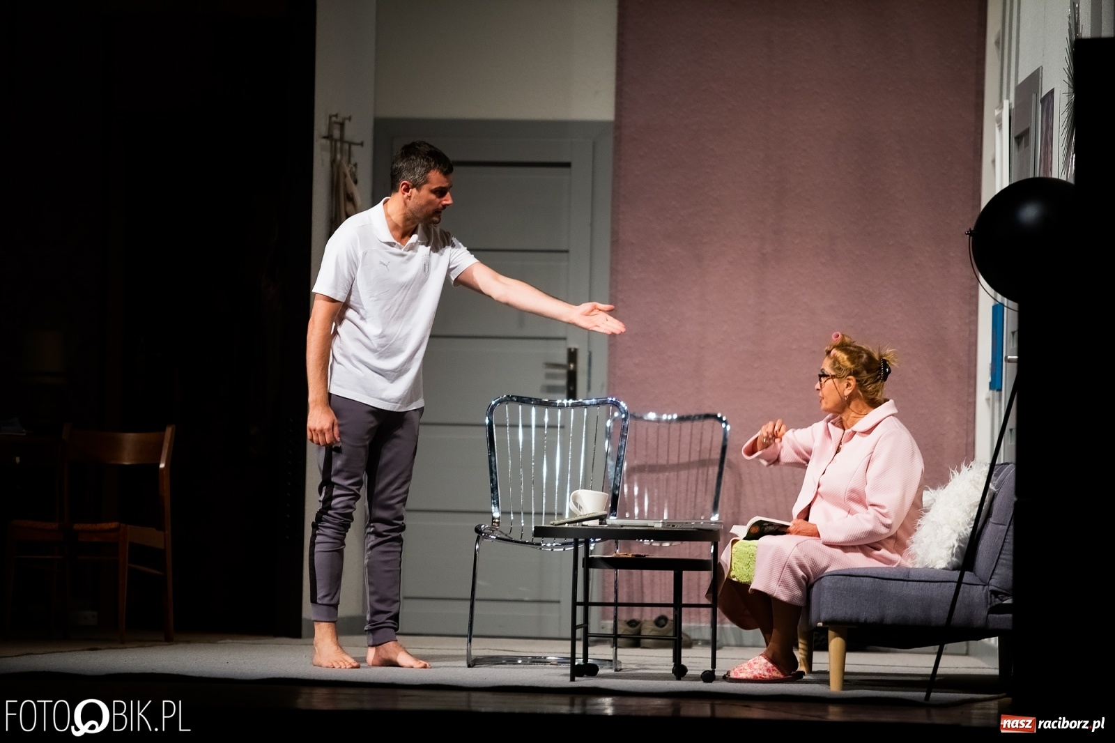 Zdjęcie w galerii na portalu naszraciborz.pl: Spektakl Berek 2, czyli Upiór w Moherze w RCK wiadomości z regionu