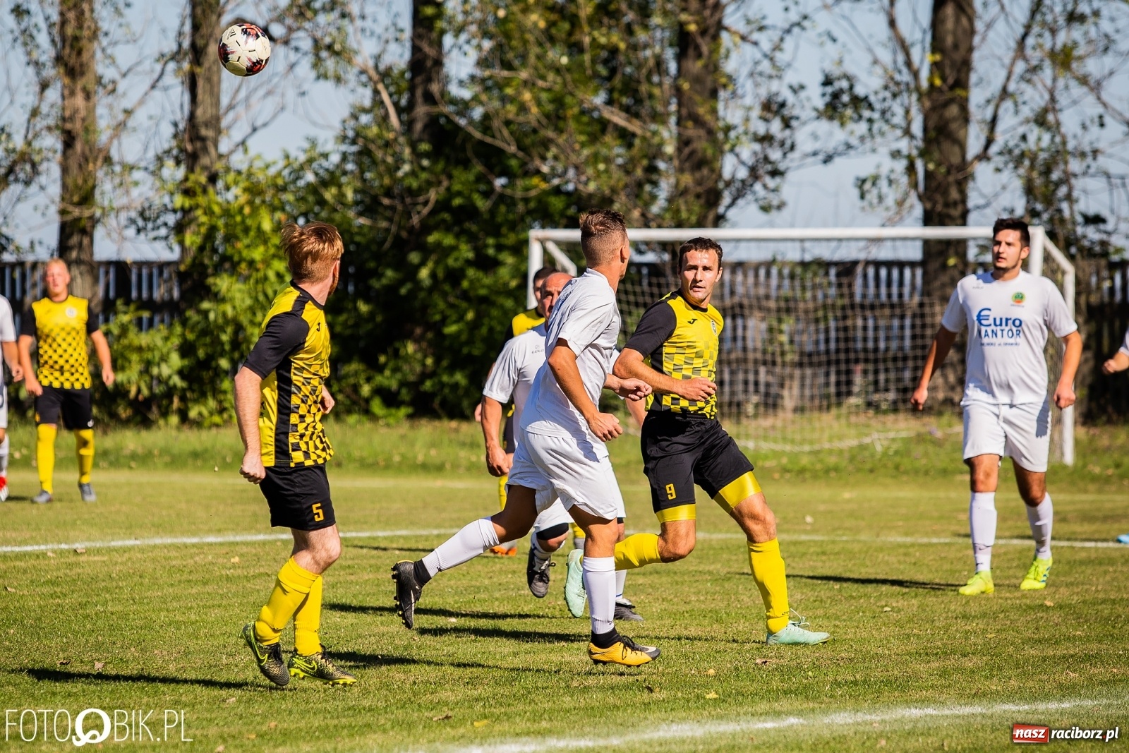 Zdjęcie w galerii na portalu naszraciborz.pl: C klasa. Kapitan pokazał jak strzelać. Wypoczynek górą w Owsiszczach [FOTO] wiadomości z regionu