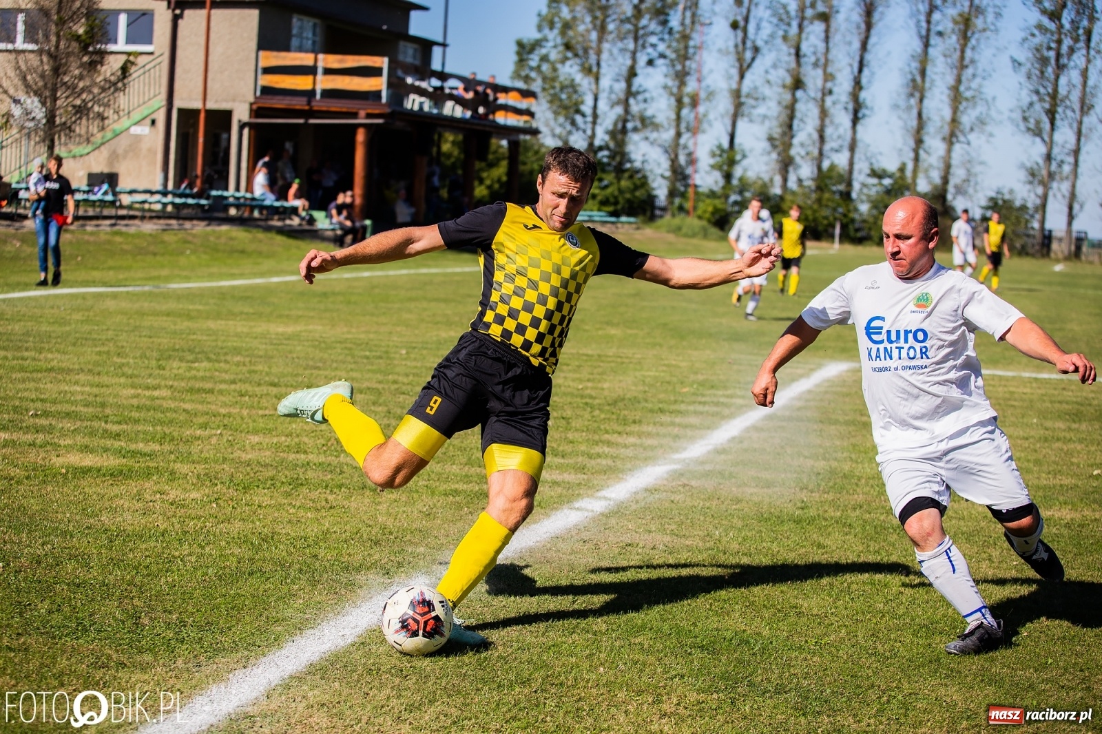 Zdjęcie w galerii na portalu naszraciborz.pl: C klasa. Kapitan pokazał jak strzelać. Wypoczynek górą w Owsiszczach [FOTO] wiadomości z regionu