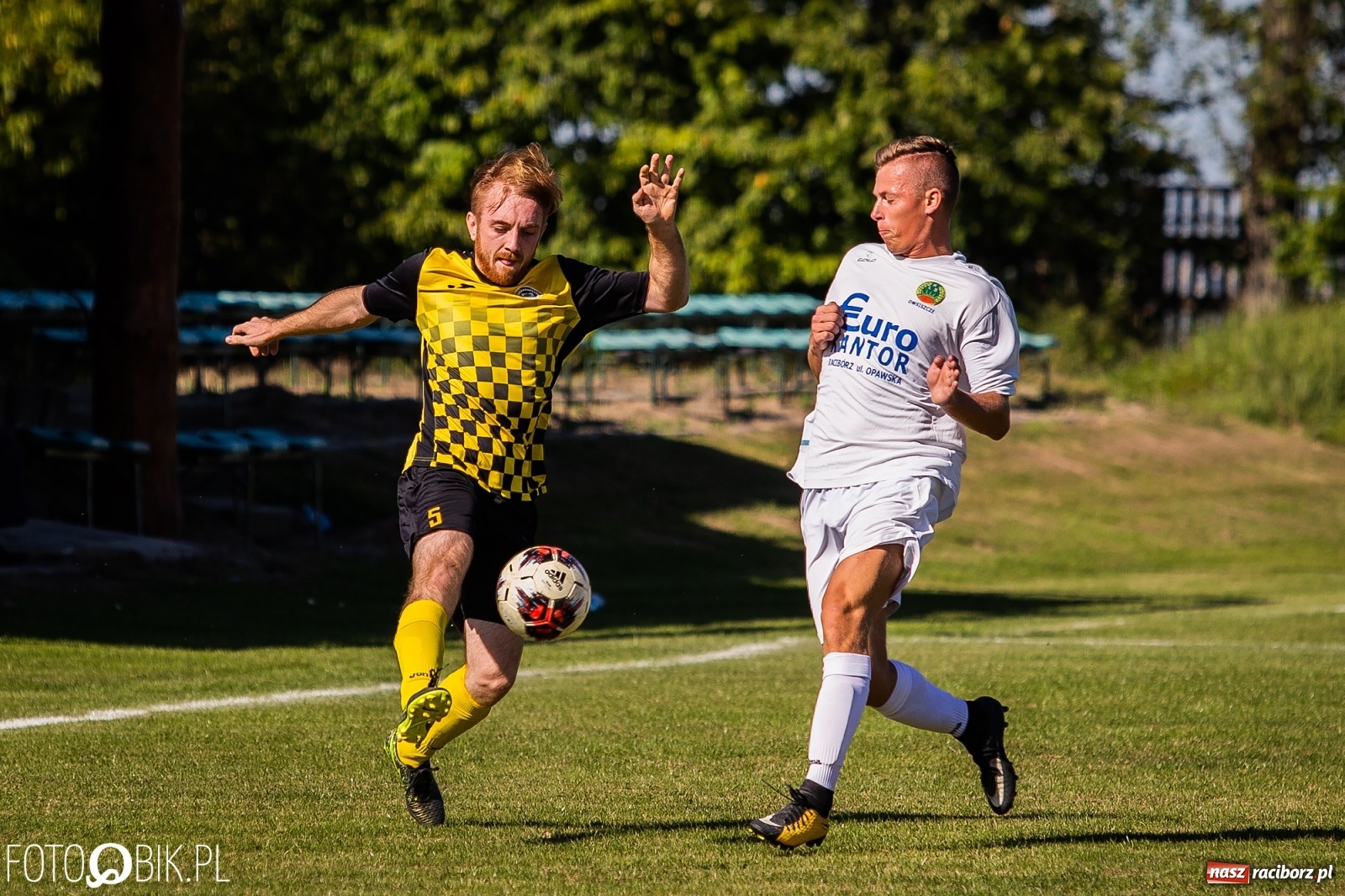 Zdjęcie w galerii na portalu naszraciborz.pl: C klasa. Kapitan pokazał jak strzelać. Wypoczynek górą w Owsiszczach [FOTO] wiadomości z regionu