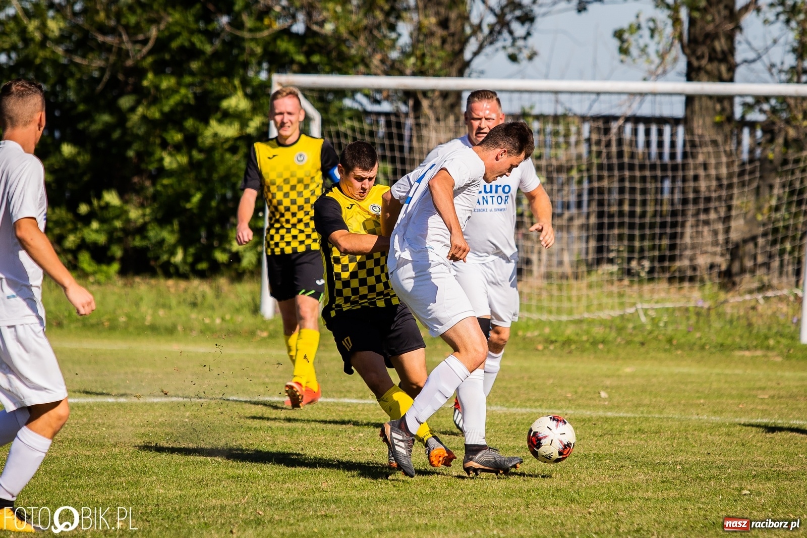 Zdjęcie w galerii na portalu naszraciborz.pl: C klasa. Kapitan pokazał jak strzelać. Wypoczynek górą w Owsiszczach [FOTO] wiadomości z regionu
