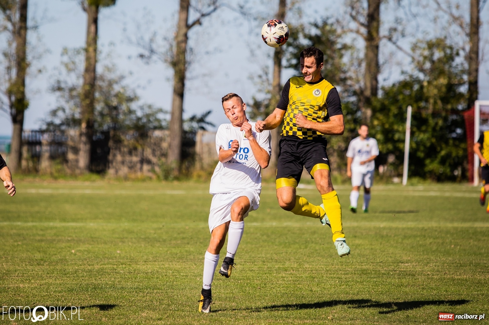 Zdjęcie w galerii na portalu naszraciborz.pl: C klasa. Kapitan pokazał jak strzelać. Wypoczynek górą w Owsiszczach [FOTO] wiadomości z regionu