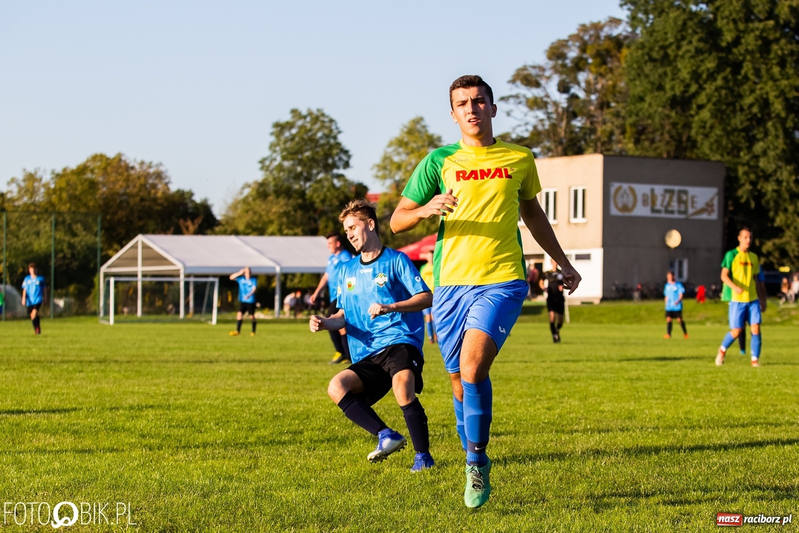 Zdjęcie w galerii na portalu naszraciborz.pl: Żądza zwycięstwa to za mało. Brzezie na kolanach! [FOTO] wiadomości z regionu