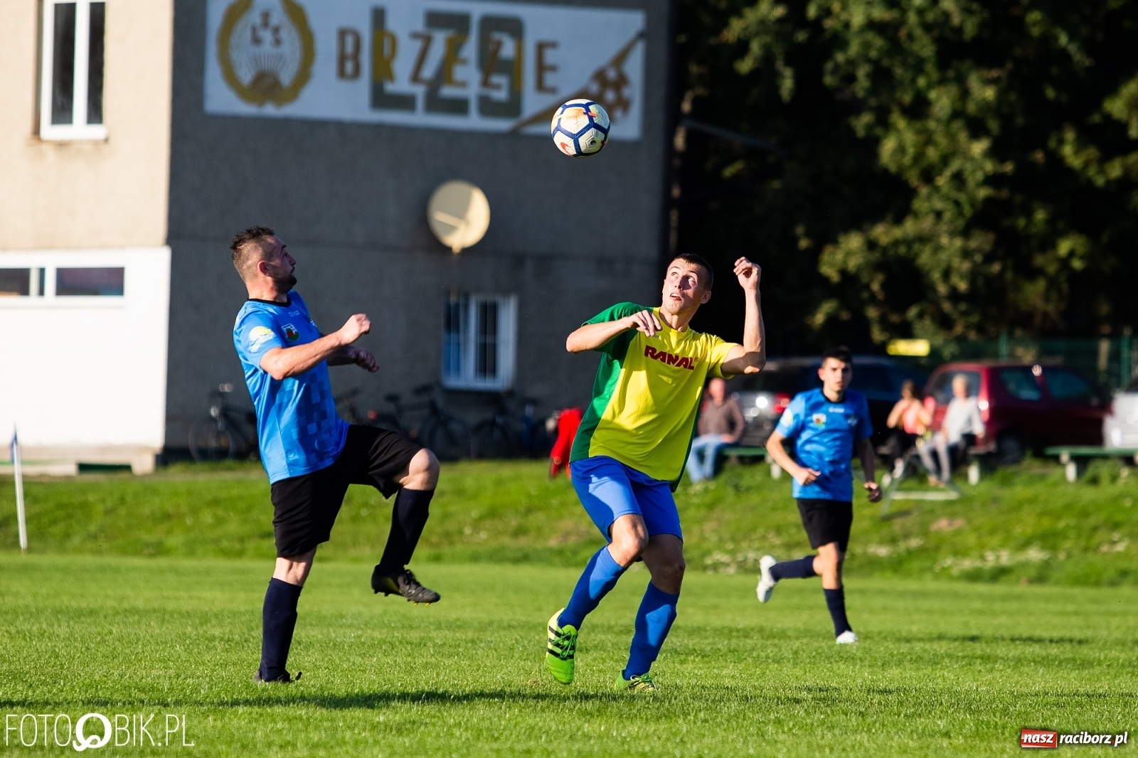 Zdjęcie w galerii na portalu naszraciborz.pl: Żądza zwycięstwa to za mało. Brzezie na kolanach! [FOTO] wiadomości z regionu
