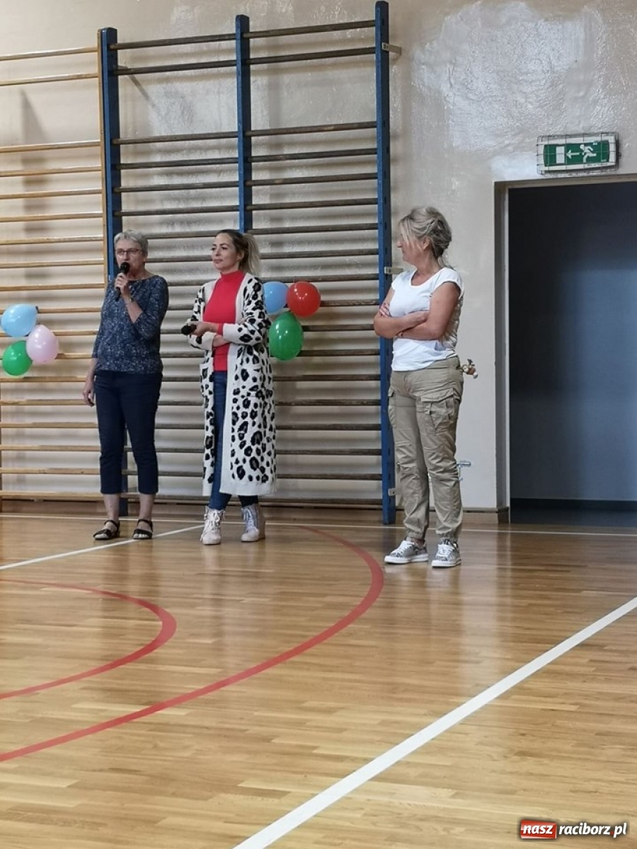 Zdjęcie w galerii na portalu naszraciborz.pl: Szkolna spartakiada w SP 4  wiadomości z regionu