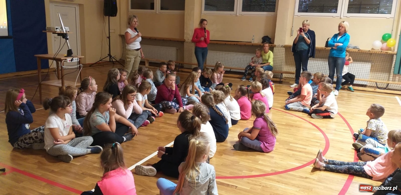Zdjęcie w galerii na portalu naszraciborz.pl: Szkolna spartakiada w SP 4  wiadomości z regionu