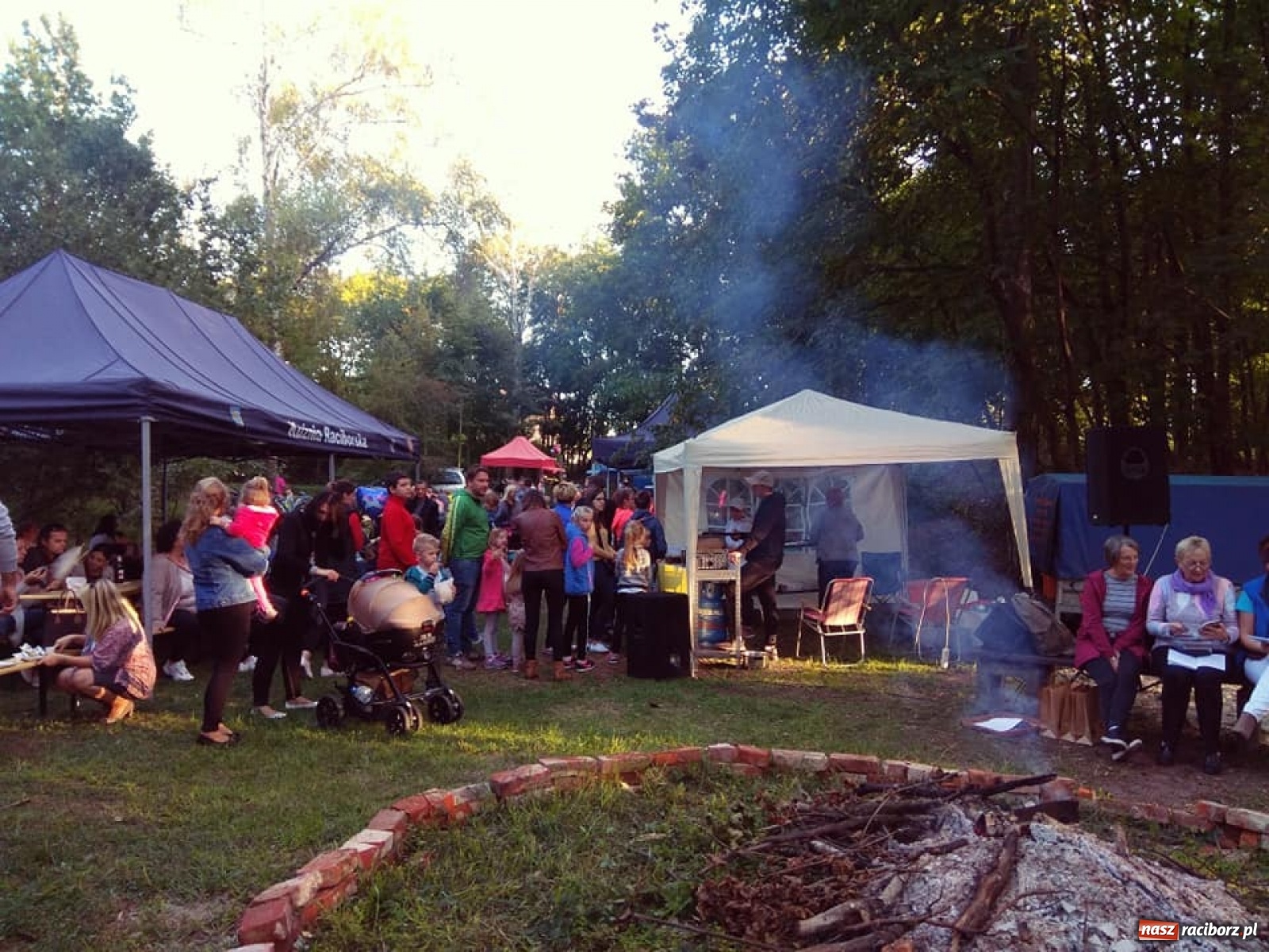 Zdjęcie w galerii na portalu naszraciborz.pl: Kuźniański Festiwal Kolorów na zakończenie lata [FOTO] wiadomości z regionu