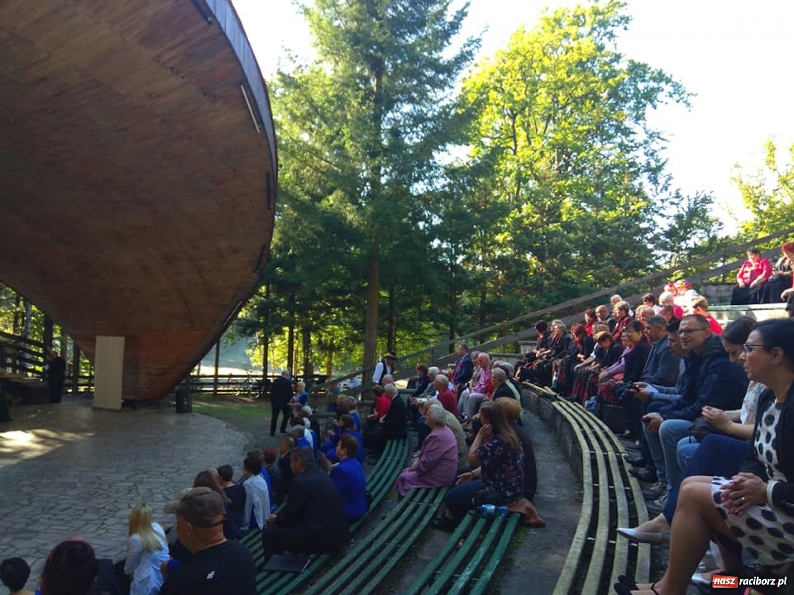 Zdjęcie w galerii na portalu naszraciborz.pl: Kuźniański Festiwal Kolorów na zakończenie lata [FOTO] wiadomości z regionu