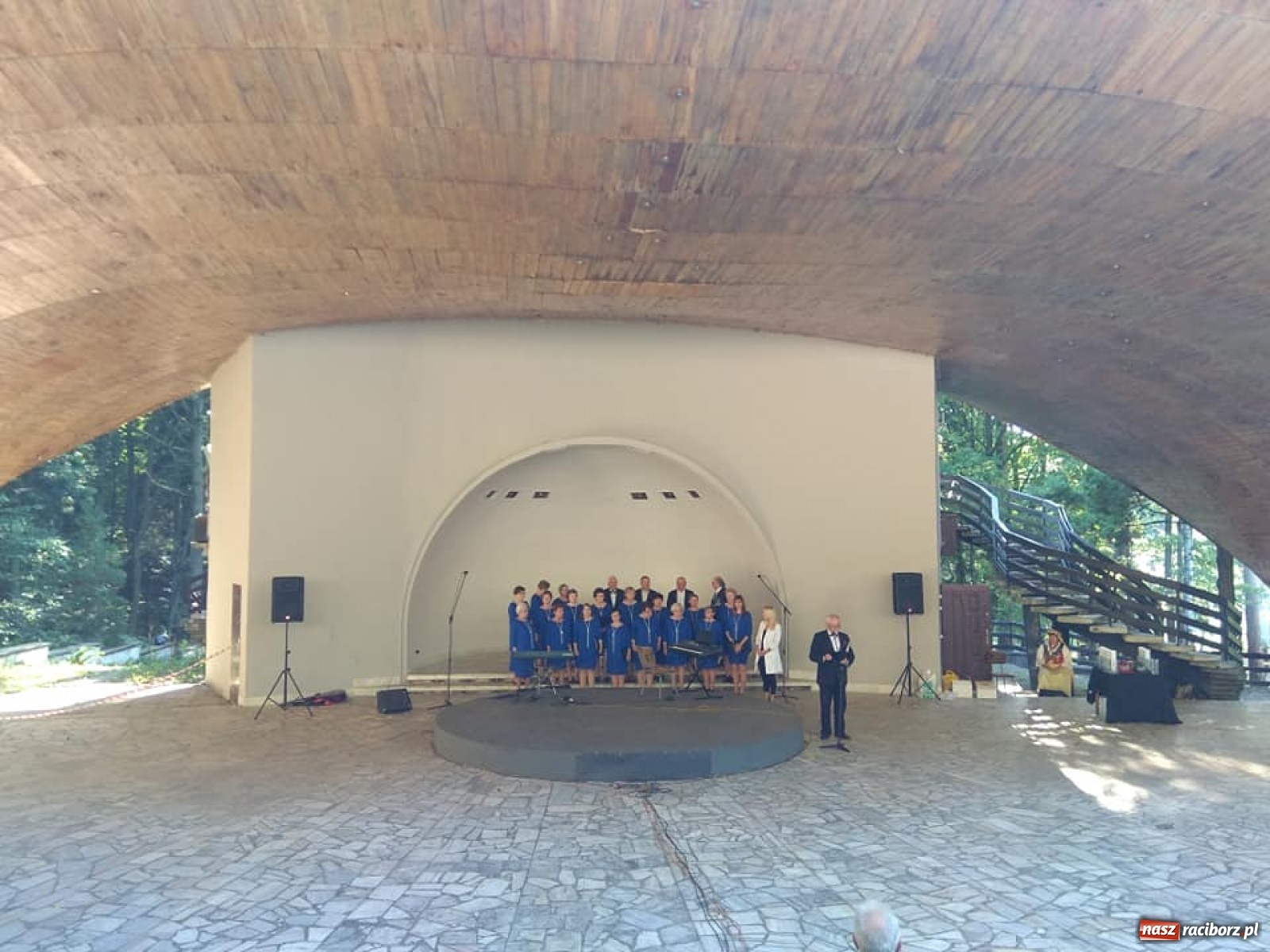 Zdjęcie w galerii na portalu naszraciborz.pl: Kuźniański Festiwal Kolorów na zakończenie lata [FOTO] wiadomości z regionu