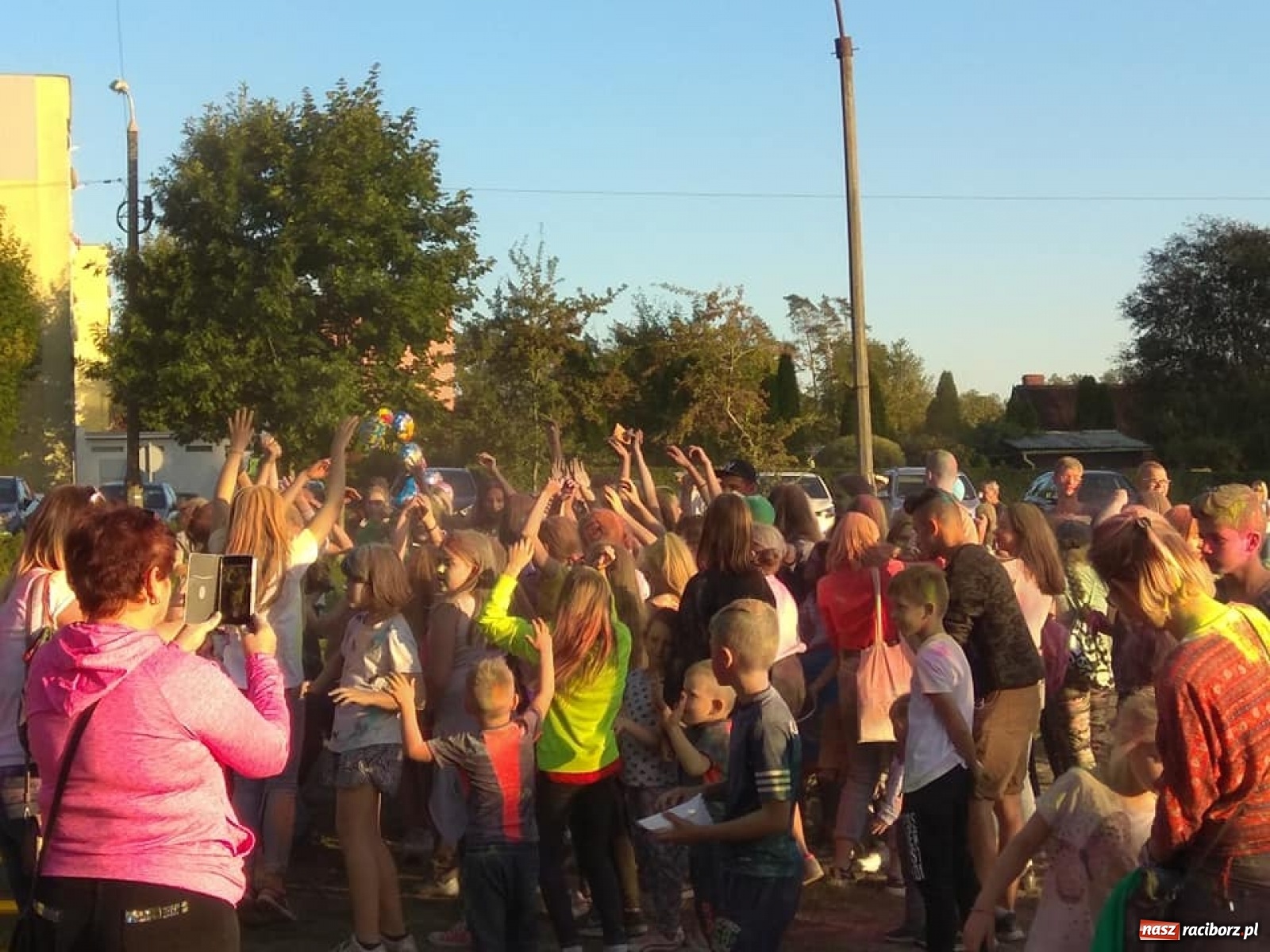 Zdjęcie w galerii na portalu naszraciborz.pl: Kuźniański Festiwal Kolorów na zakończenie lata [FOTO] wiadomości z regionu