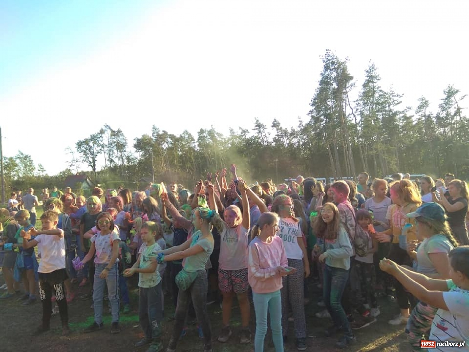 Zdjęcie w galerii na portalu naszraciborz.pl: Kuźniański Festiwal Kolorów na zakończenie lata [FOTO] wiadomości z regionu
