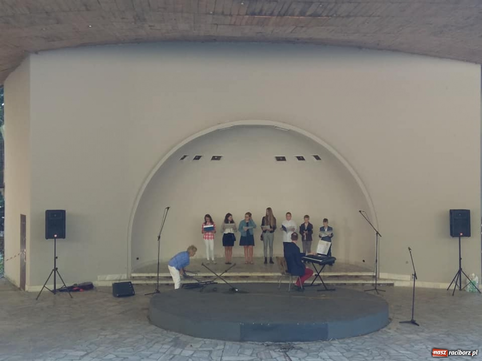 Zdjęcie w galerii na portalu naszraciborz.pl: Kuźniański Festiwal Kolorów na zakończenie lata [FOTO] wiadomości z regionu