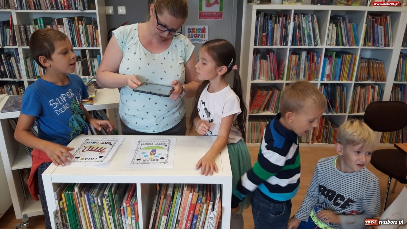 Zdjęcie w galerii na portalu naszraciborz.pl: W bibliotece na Płoni świętowano Dzień Kropki [FOTO] wiadomości z regionu