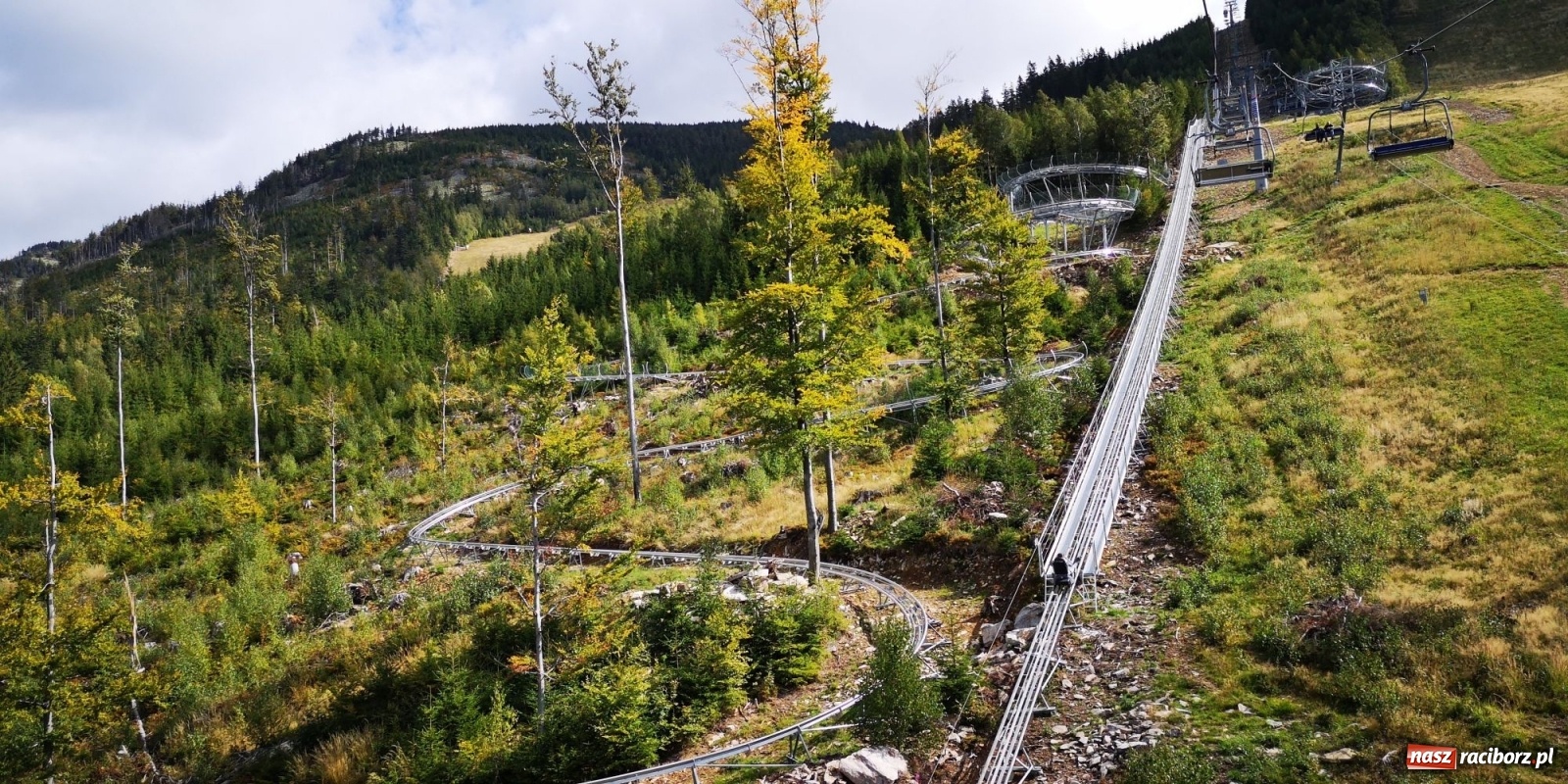 Zdjęcie w galerii na portalu naszraciborz.pl: Krzanowiccy seniorzy spacerowali w chmurach [FOTO] wiadomości z regionu