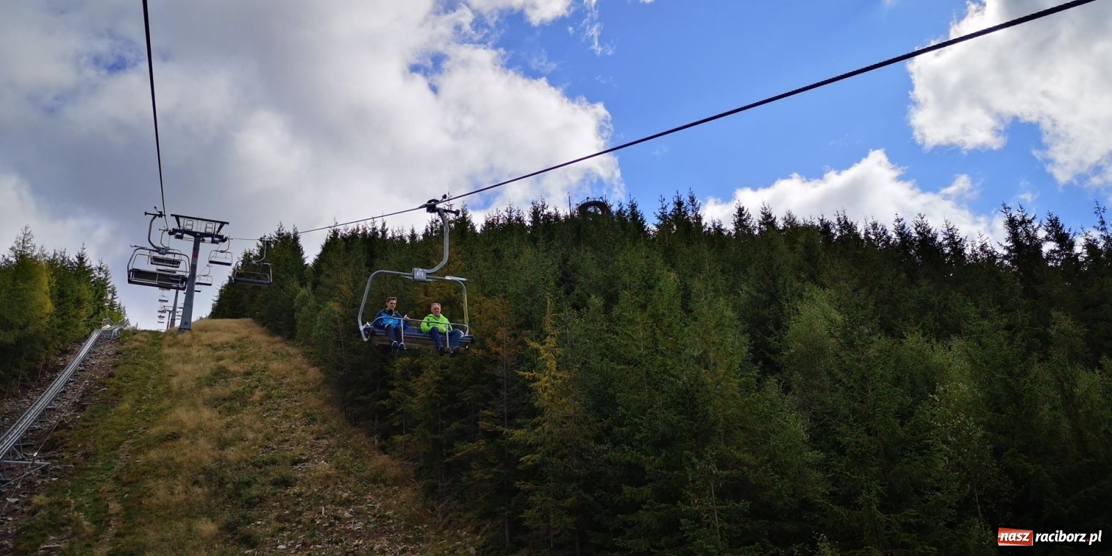 Zdjęcie w galerii na portalu naszraciborz.pl: Krzanowiccy seniorzy spacerowali w chmurach [FOTO] wiadomości z regionu