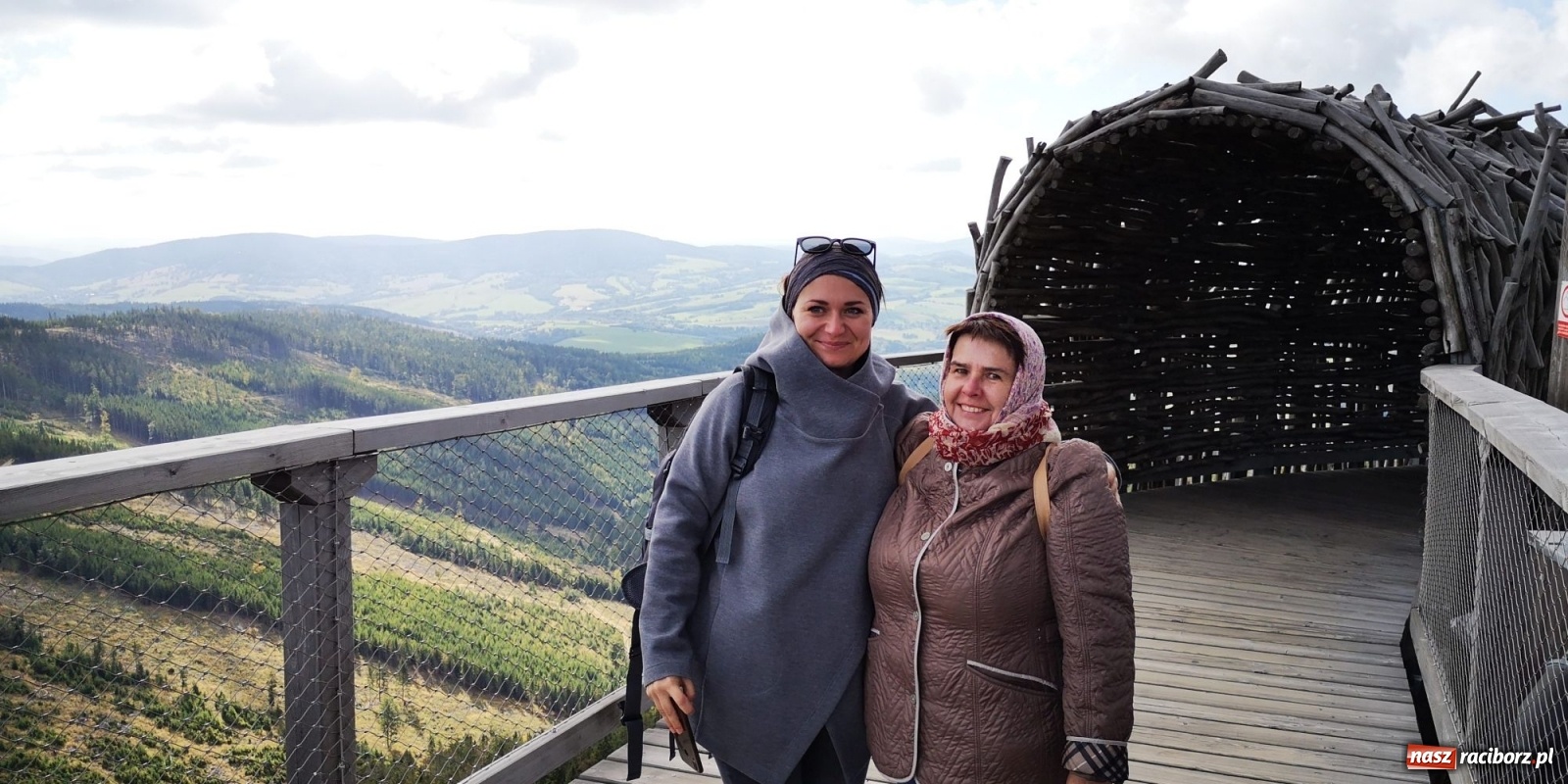 Zdjęcie w galerii na portalu naszraciborz.pl: Krzanowiccy seniorzy spacerowali w chmurach [FOTO] wiadomości z regionu