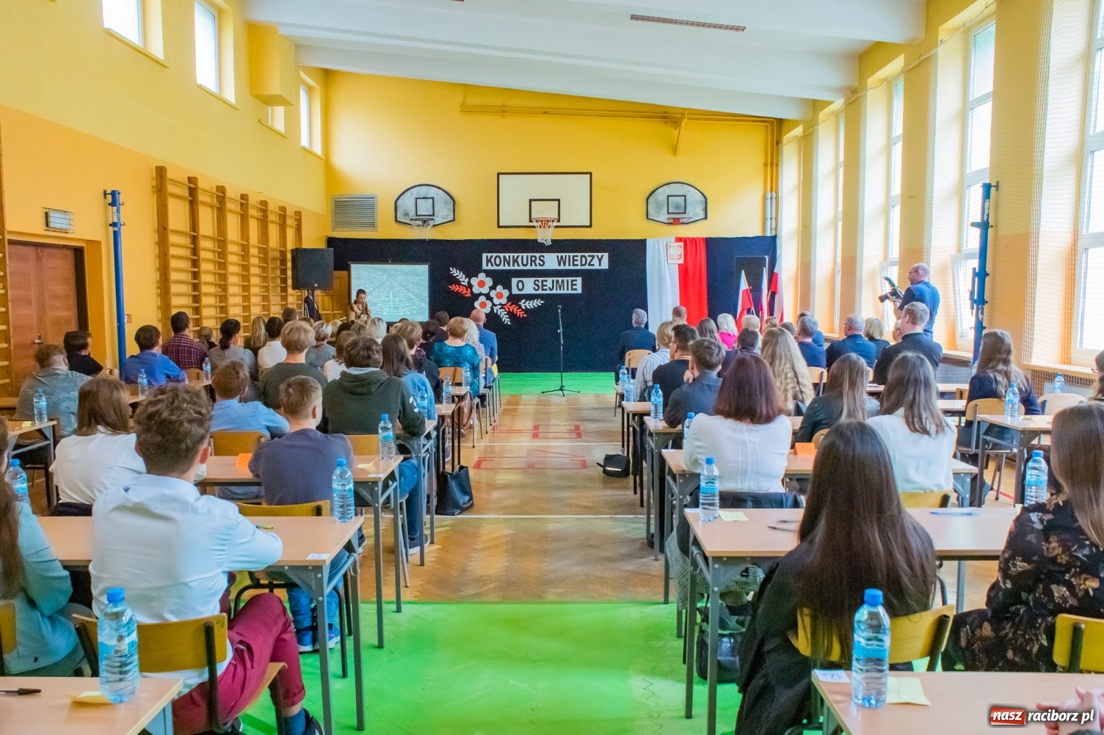 Zdjęcie w galerii na portalu naszraciborz.pl: Konkurs wiedzy o Sejmie w SP 13 [FOTO i WIDEO] wiadomości z regionu
