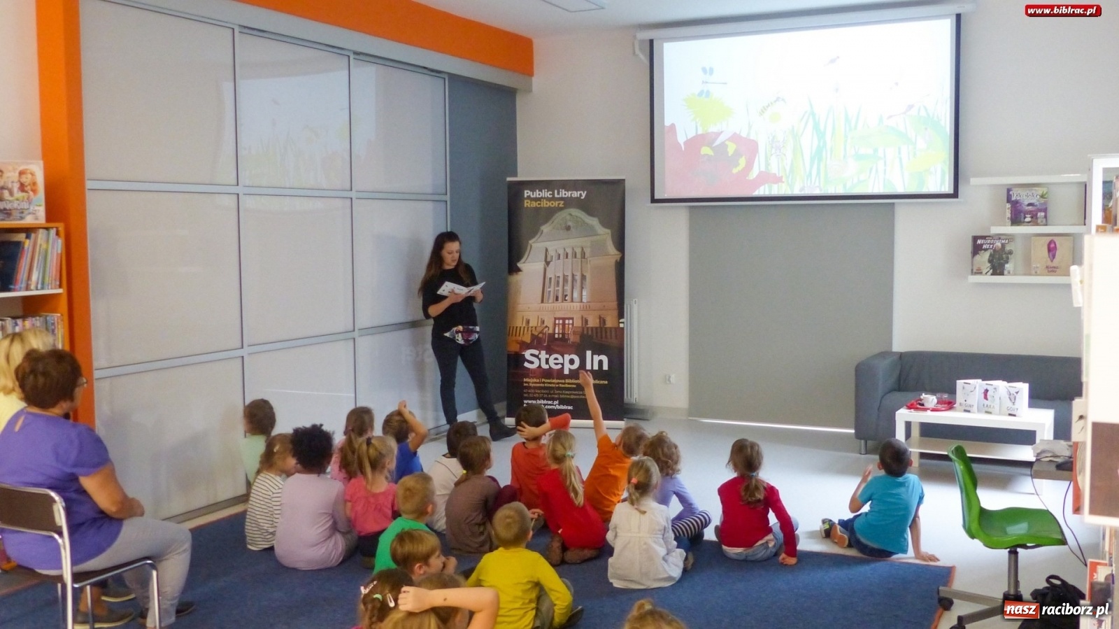 Zdjęcie w galerii na portalu naszraciborz.pl: Łąka w raciborskiej bibliotece, czyli warsztaty z Justyną Styszyńską [FOTO]  wiadomości z regionu