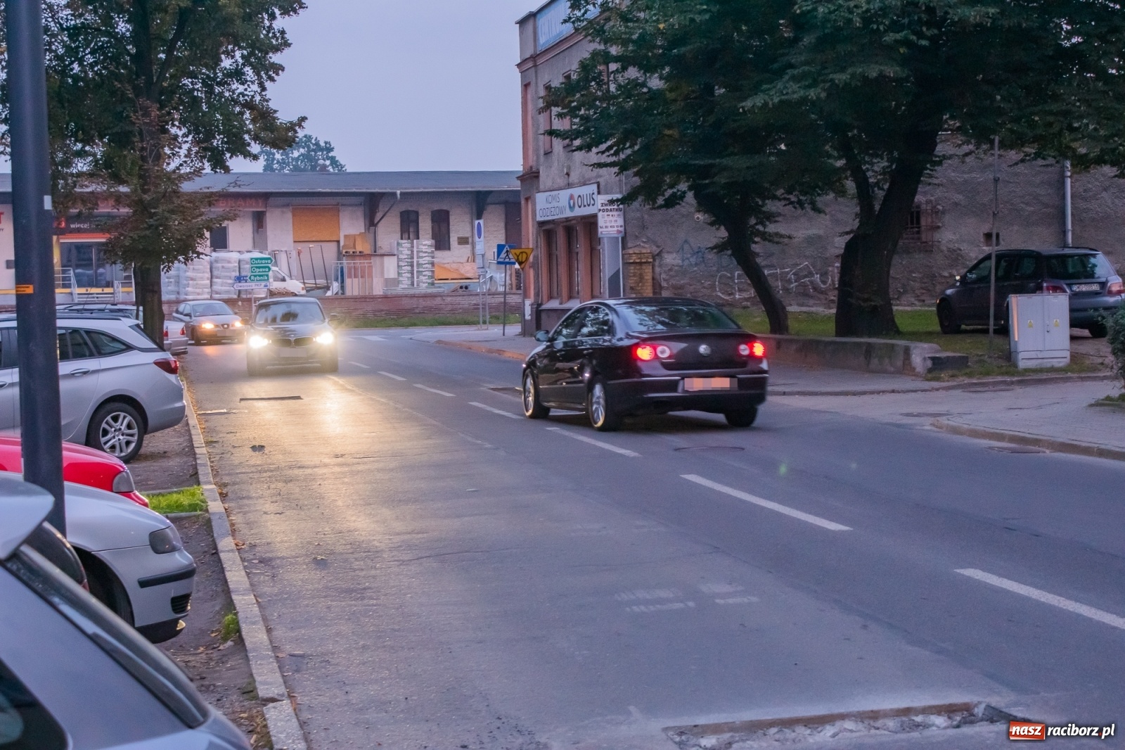 Zdjęcie w galerii na portalu naszraciborz.pl: Slalomem po Głowackiego [FOTO]  wiadomości z regionu