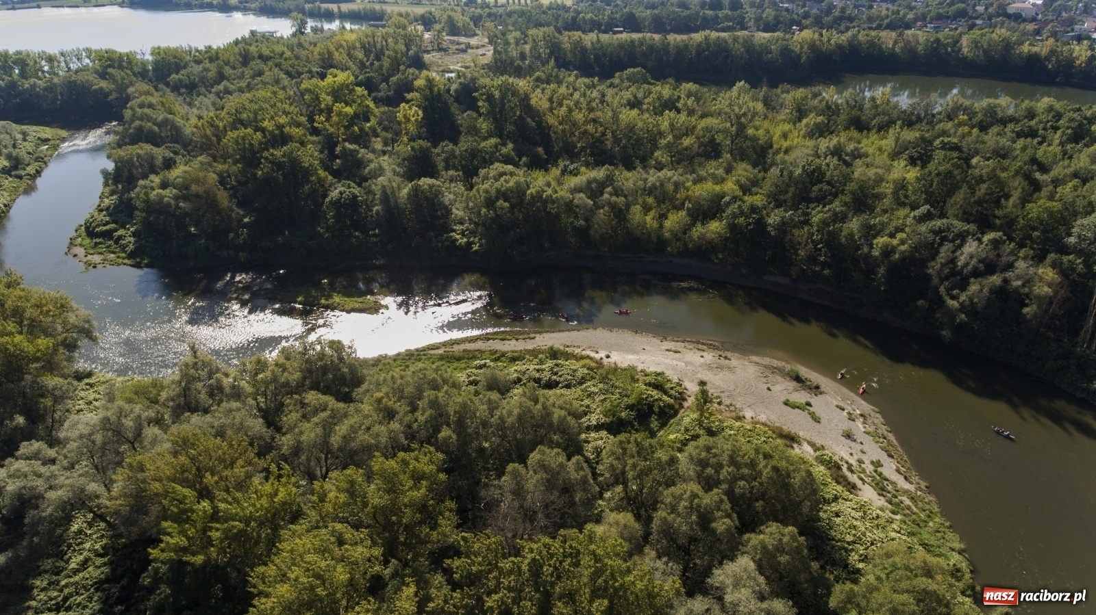 Zdjęcie w galerii na portalu naszraciborz.pl: Meandry Odry z lotu ptaka [FOTO]  wiadomości z regionu