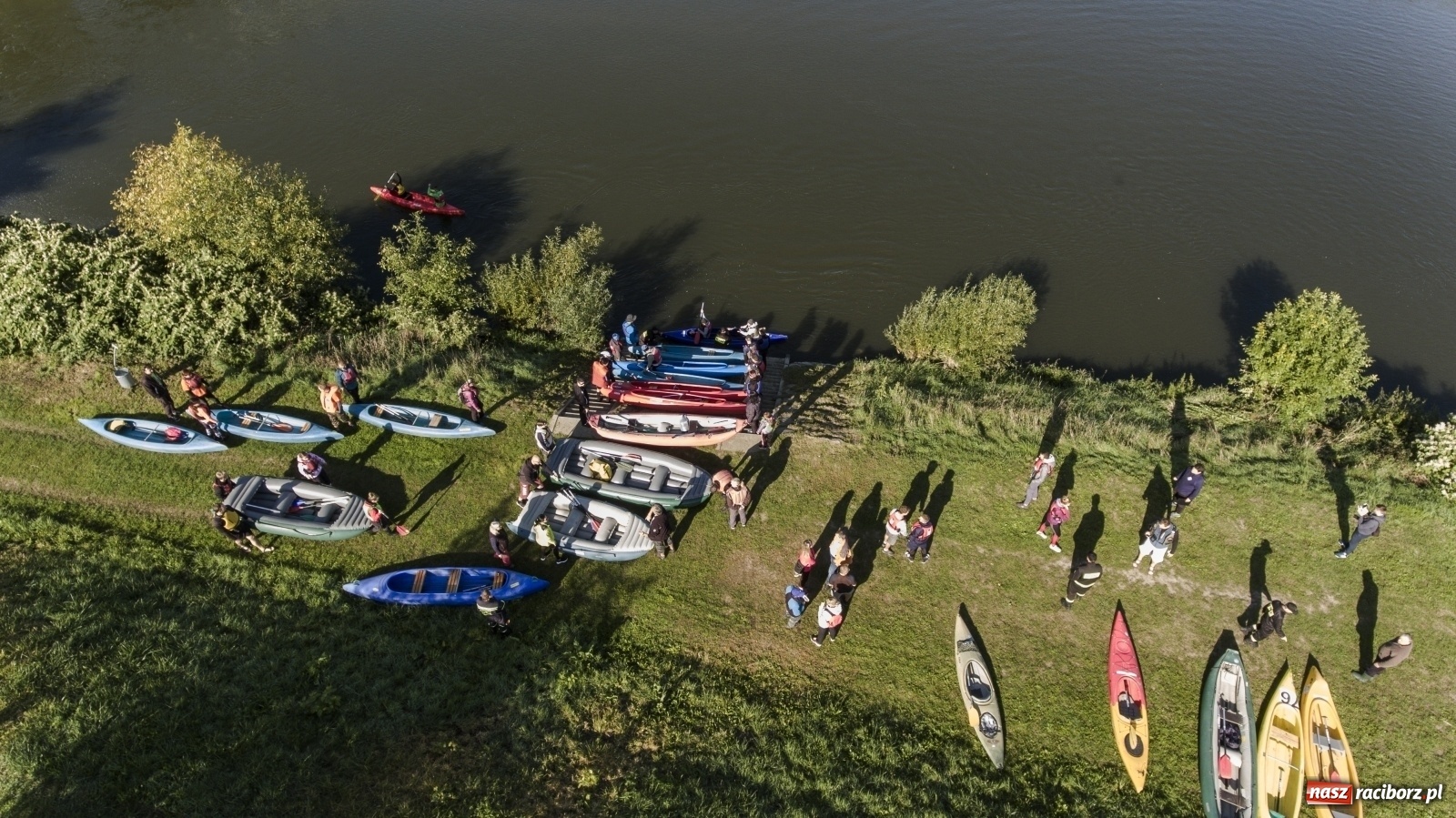 Zdjęcie w galerii na portalu naszraciborz.pl: Meandry Odry z lotu ptaka [FOTO]  wiadomości z regionu