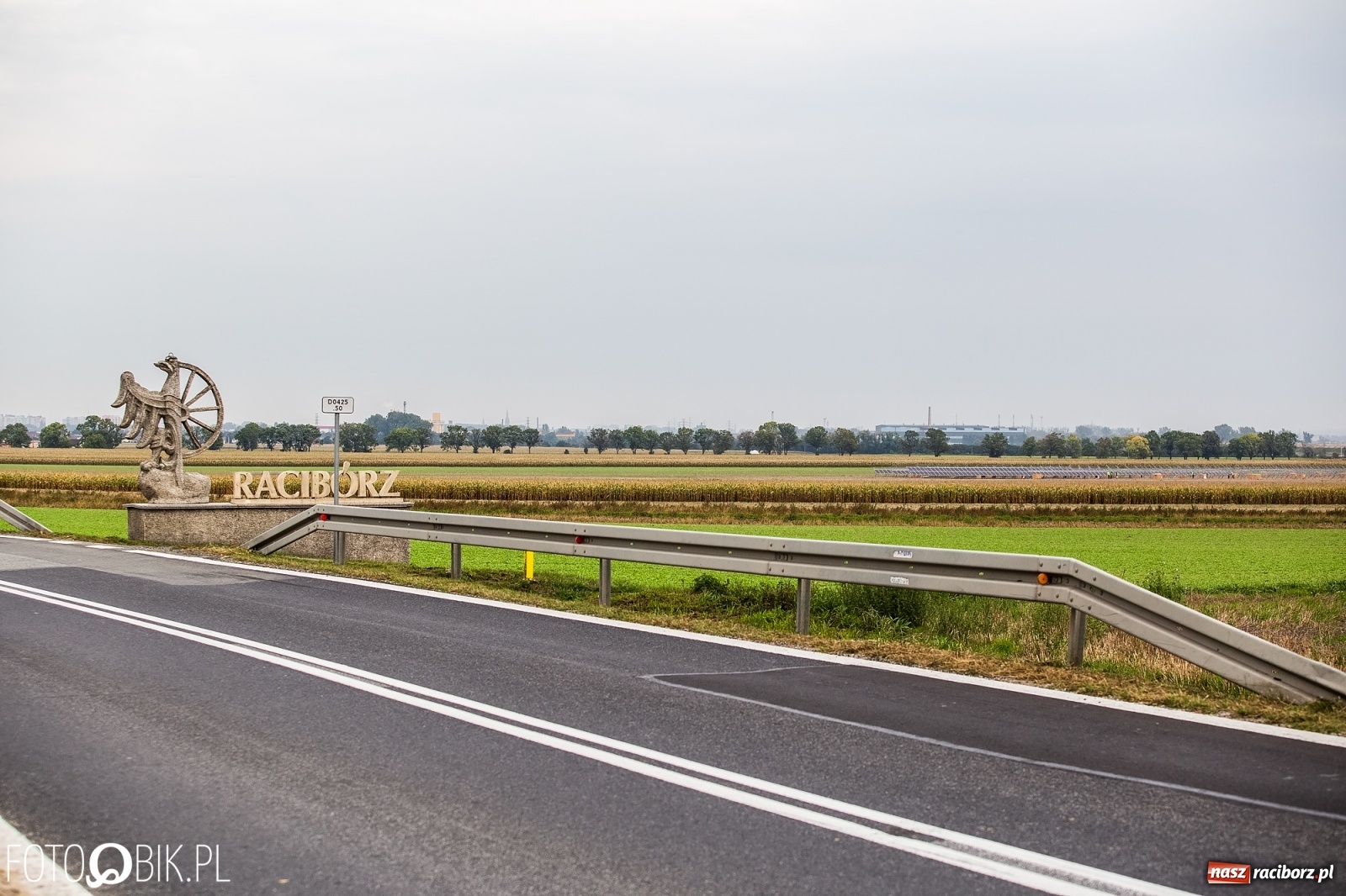 Zdjęcie w galerii na portalu naszraciborz.pl: Pod Raciborzem powstaje mała elektrownia słoneczna  wiadomości z regionu