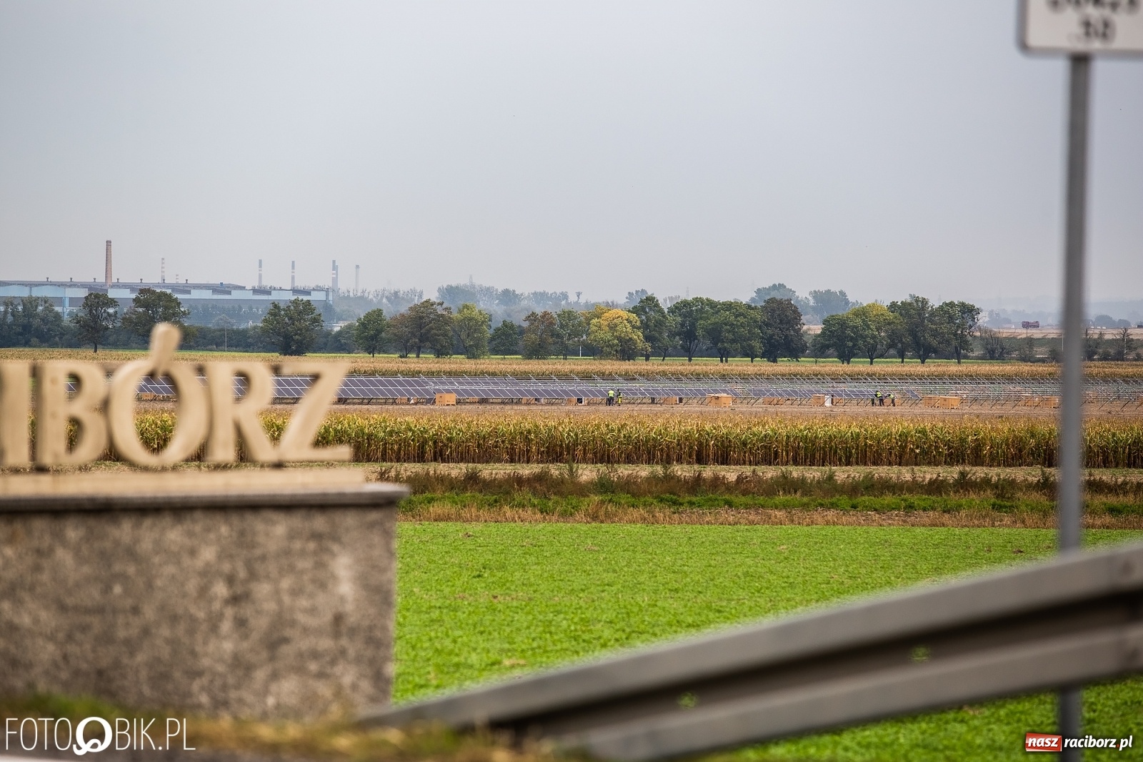Zdjęcie w galerii na portalu naszraciborz.pl: Pod Raciborzem powstaje mała elektrownia słoneczna  wiadomości z regionu