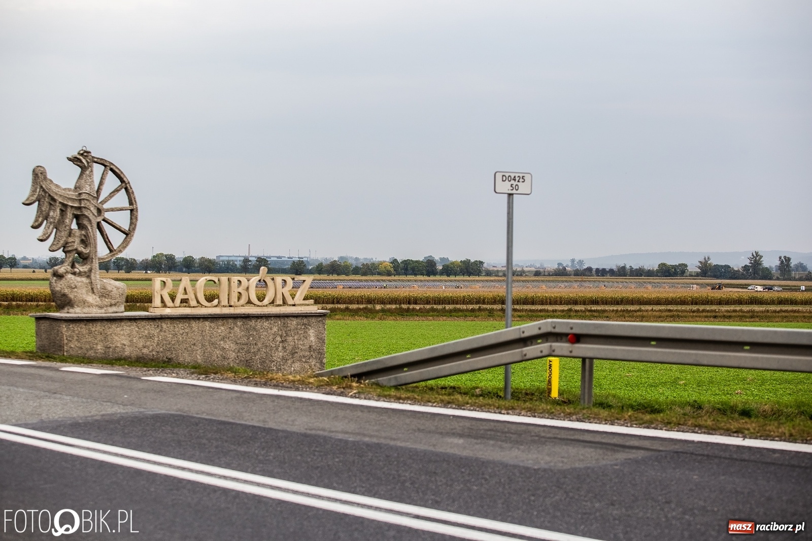 Zdjęcie w galerii na portalu naszraciborz.pl: Pod Raciborzem powstaje mała elektrownia słoneczna  wiadomości z regionu