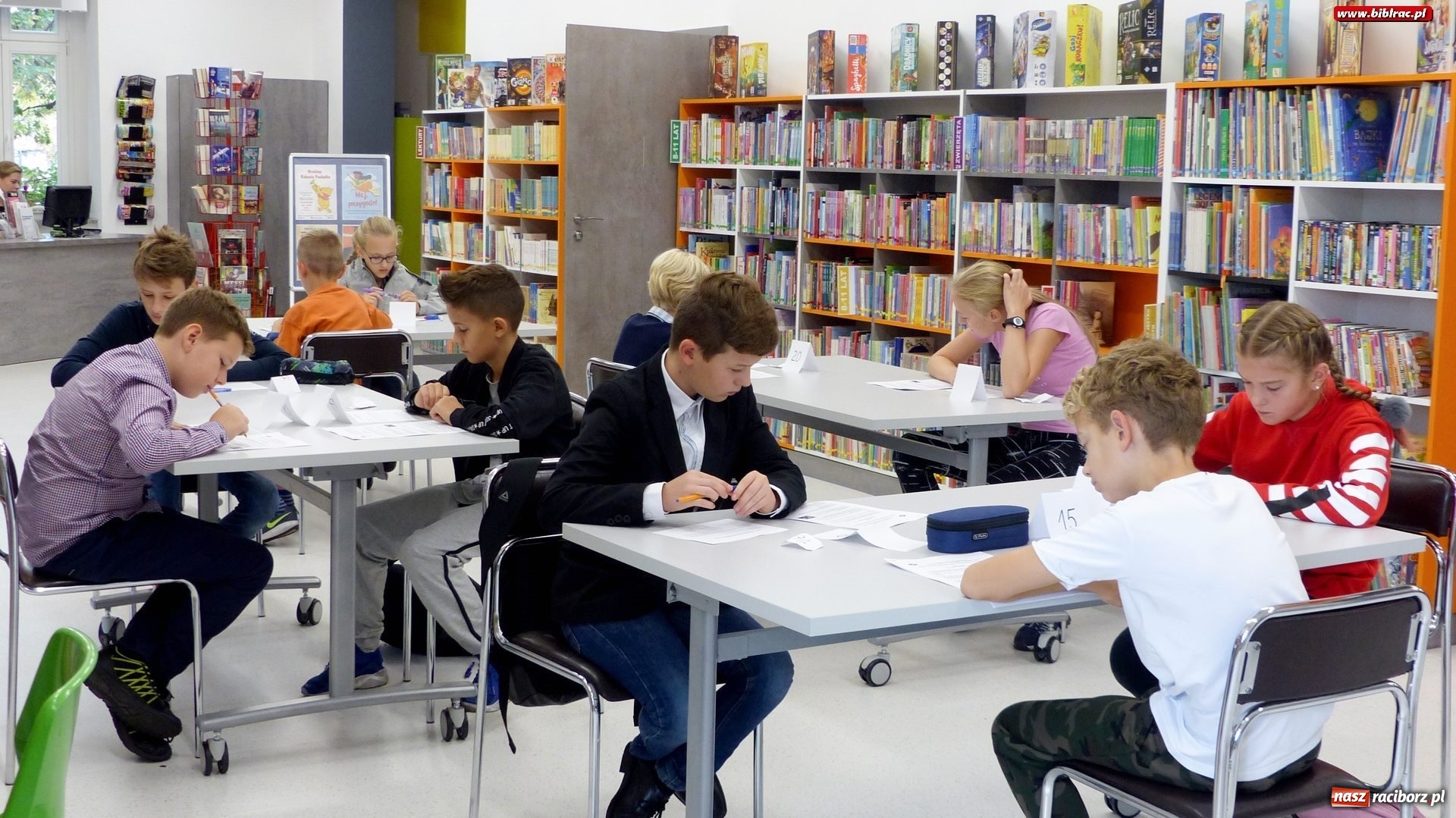 Zdjęcie w galerii na portalu naszraciborz.pl: Dominika i Miłosz wygrali konkurs wiedzy o ruchu drogowym wiadomości z regionu