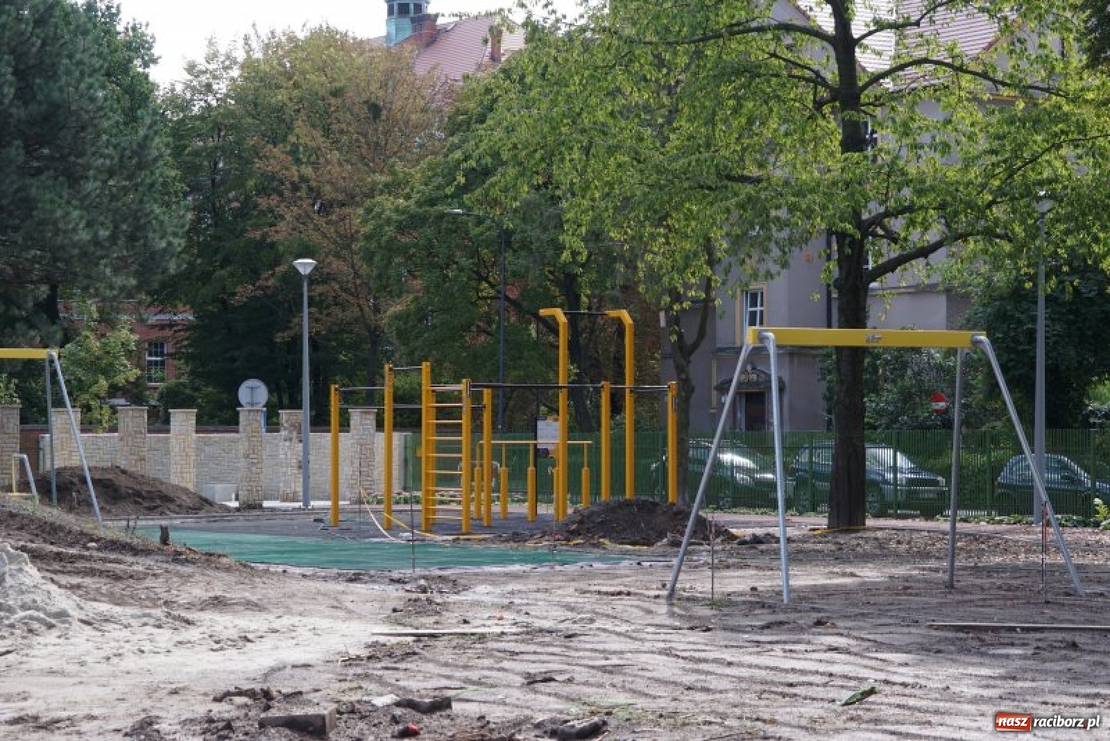 Zdjęcie w galerii na portalu naszraciborz.pl: Ogródek Jordanowski coraz bardziej kolorowy [FOTO]  wiadomości z regionu