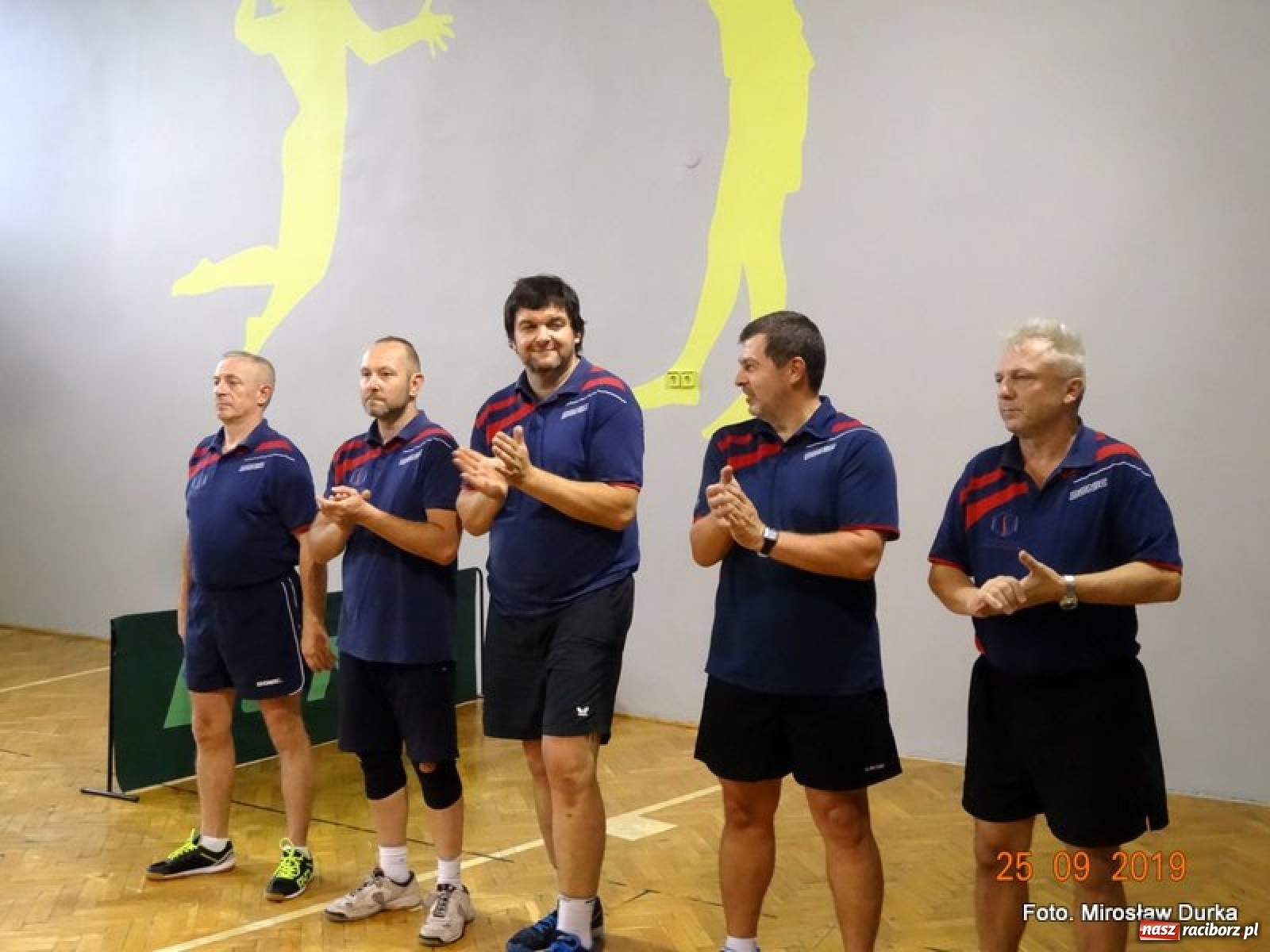 Zdjęcie w galerii na portalu naszraciborz.pl: Tenis stołowy. Kuźniański Tajfun niestraszny Relaksowi [FOTO] wiadomości z regionu