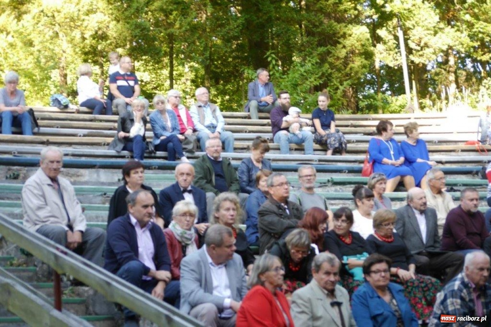 Zdjęcie w galerii na portalu naszraciborz.pl: W Rudach zaśpiewali ku pamięci Juliusza Rogera [FOTO] wiadomości z regionu