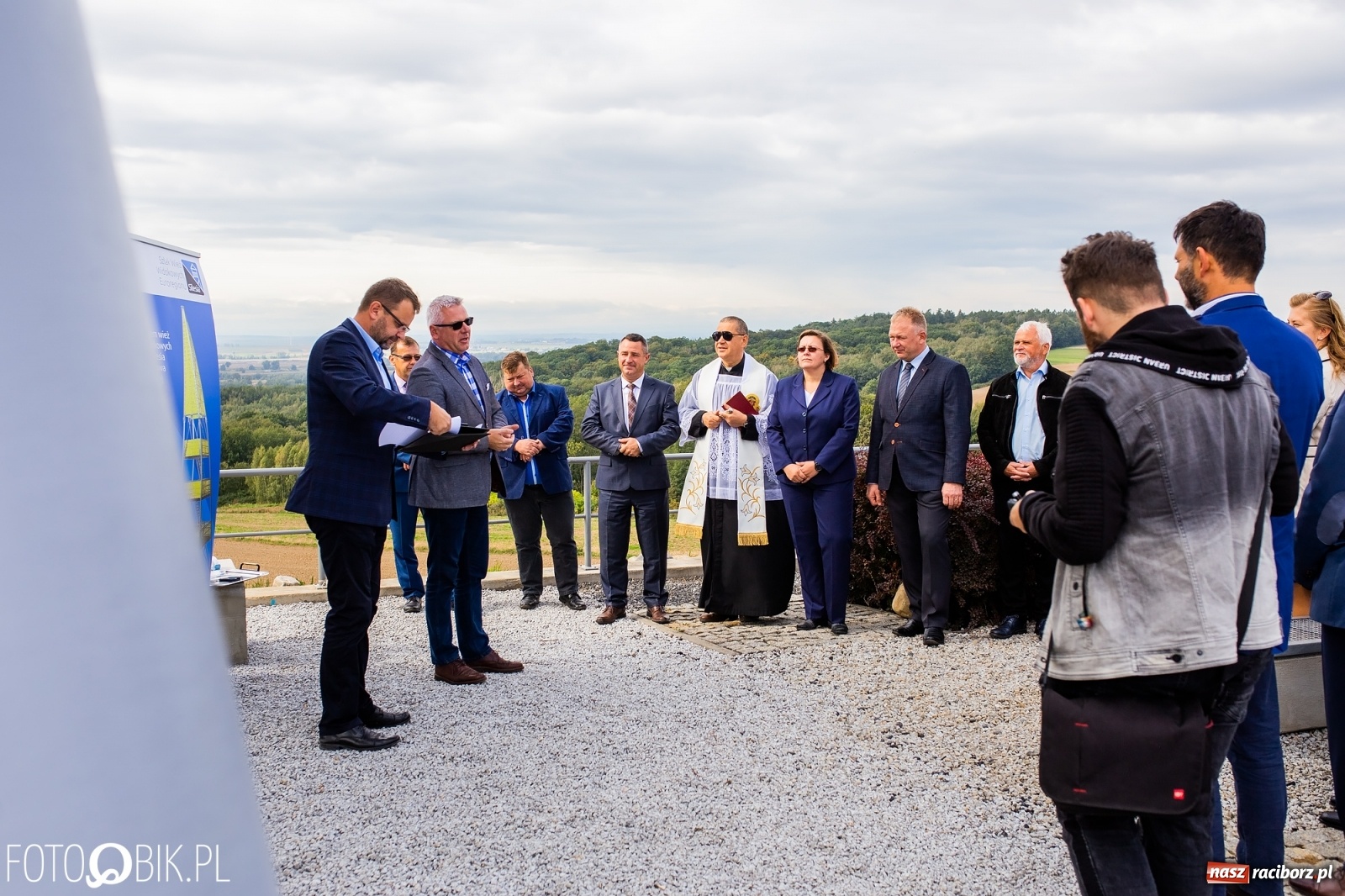 Zdjęcie w galerii na portalu naszraciborz.pl: Oficjalne otwarcie wieży widokowej w Pogrzebieniu wiadomości z regionu
