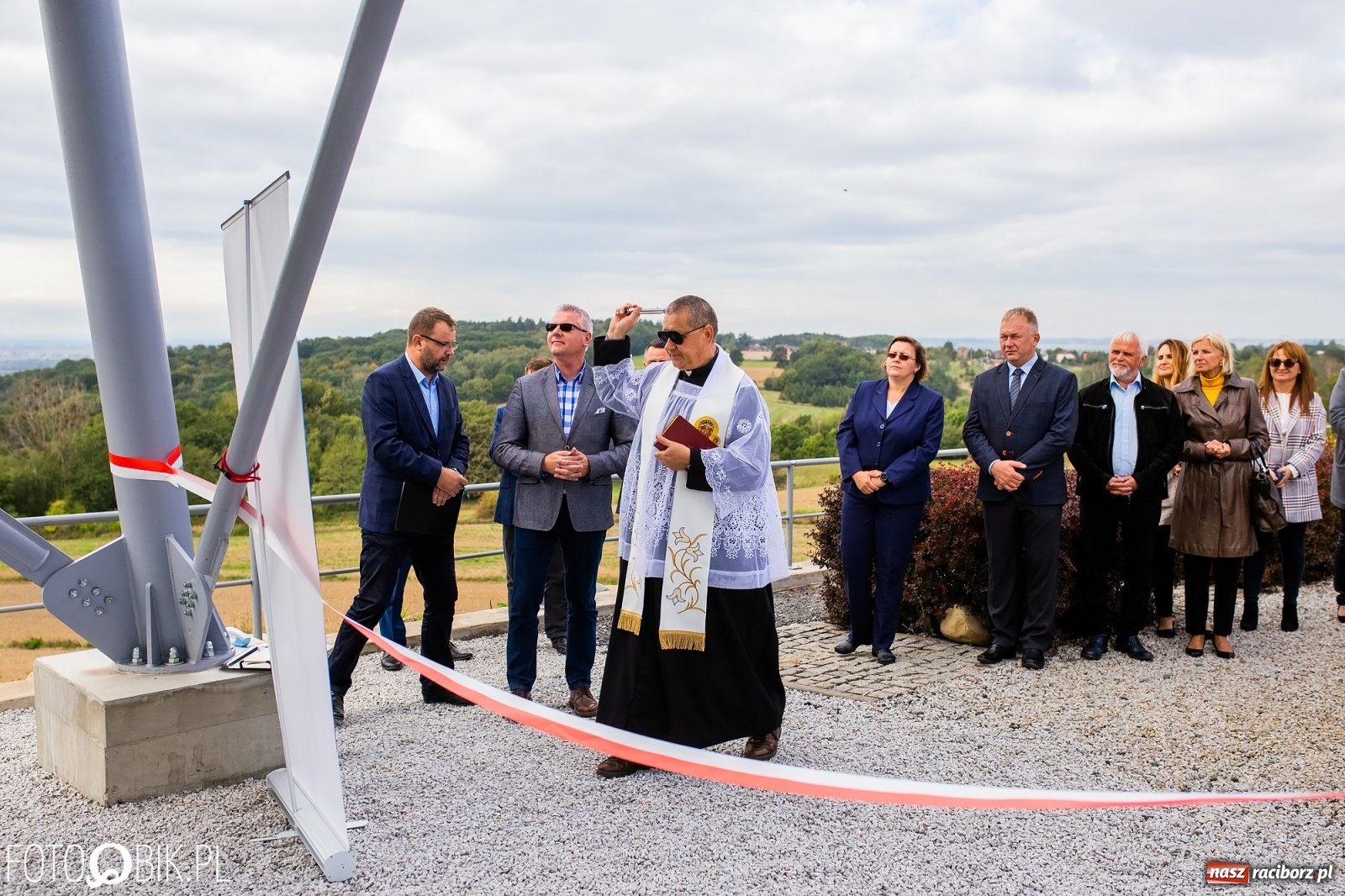 Zdjęcie w galerii na portalu naszraciborz.pl: Oficjalne otwarcie wieży widokowej w Pogrzebieniu wiadomości z regionu