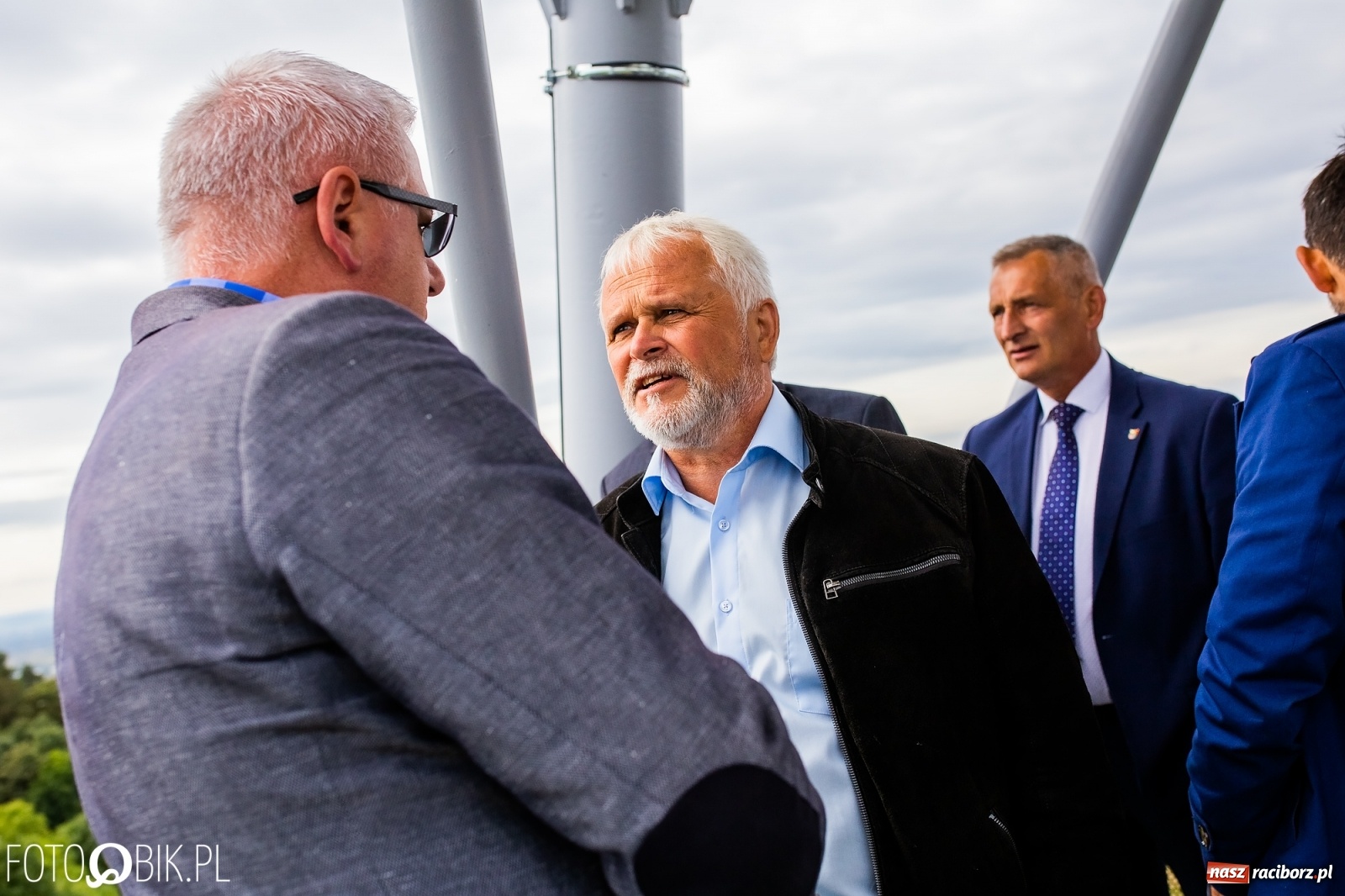 Zdjęcie w galerii na portalu naszraciborz.pl: Oficjalne otwarcie wieży widokowej w Pogrzebieniu wiadomości z regionu
