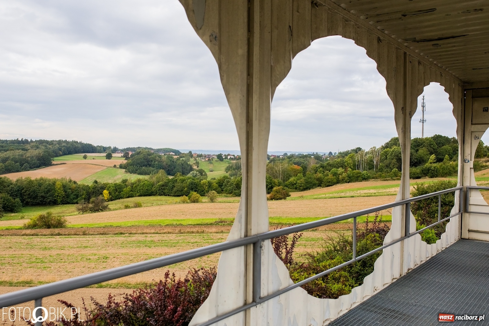 Zdjęcie w galerii na portalu naszraciborz.pl: Oficjalne otwarcie wieży widokowej w Pogrzebieniu wiadomości z regionu